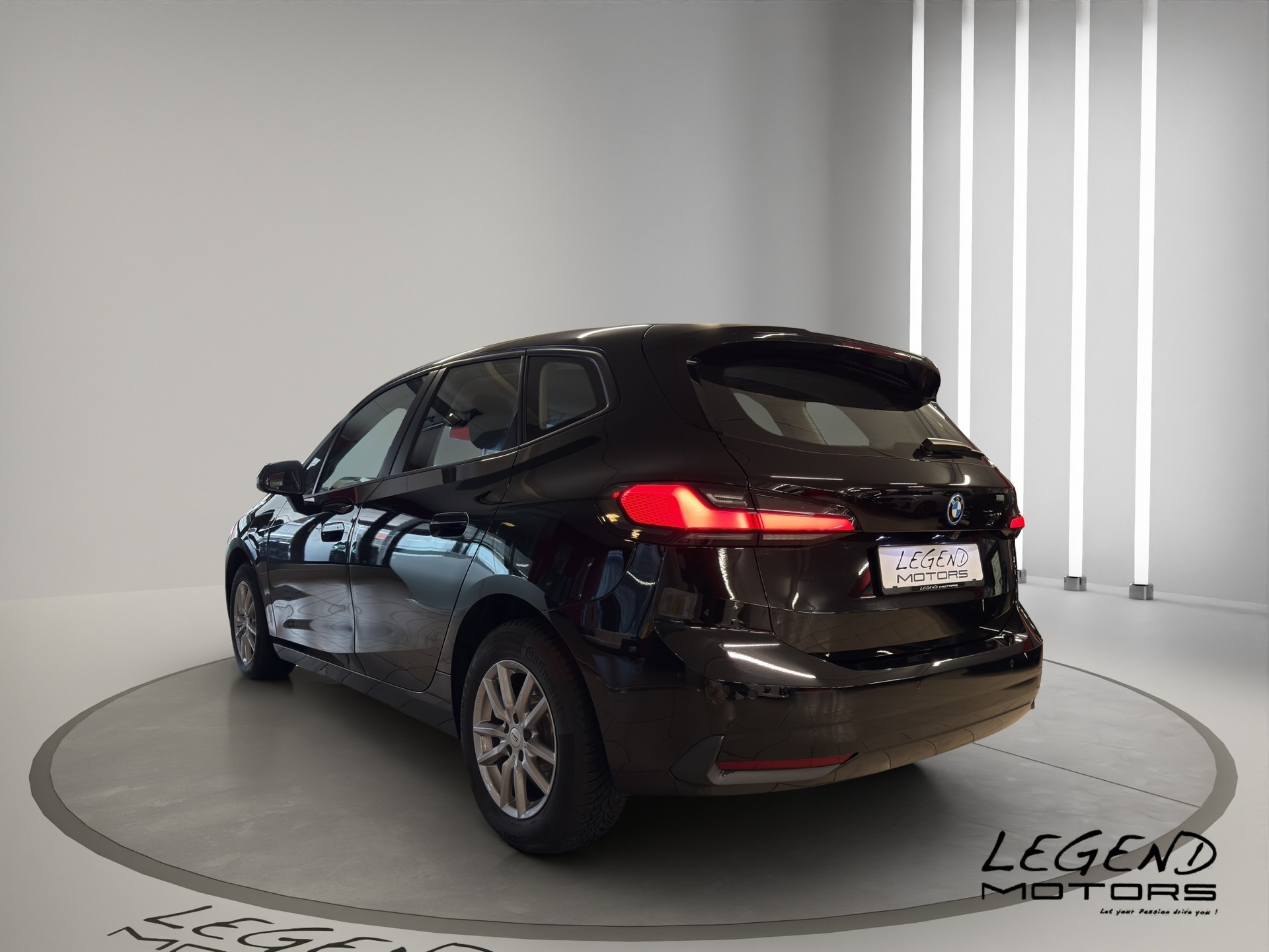 BMW 225e xDrive Active Tourer LEASING à partir de CHF 399.-/mois-showroom-element-3