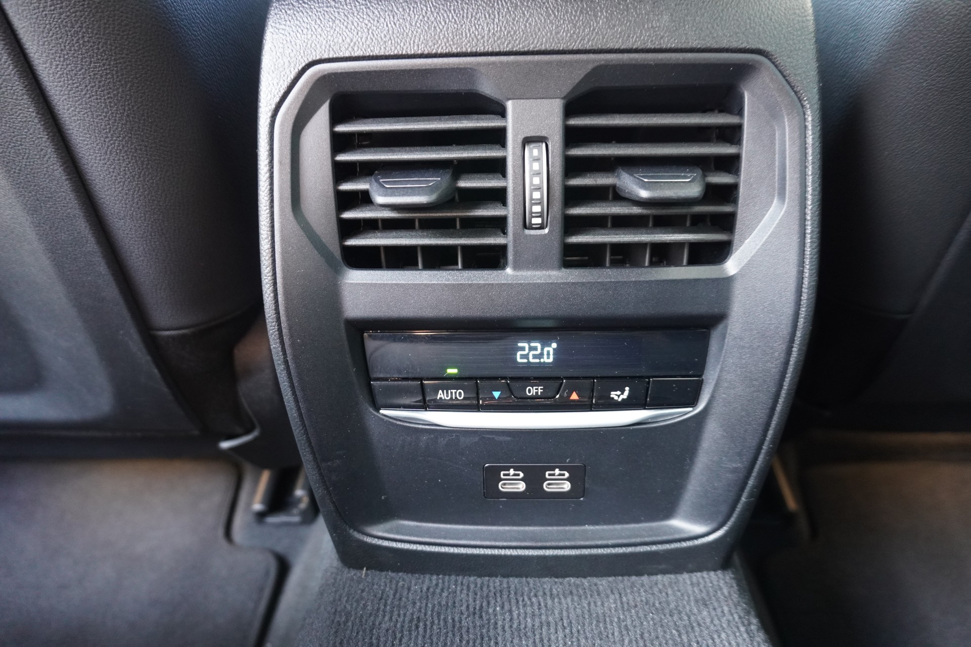 BMW 320d xDrive 48V Touring Steptronic M Sport-image-20