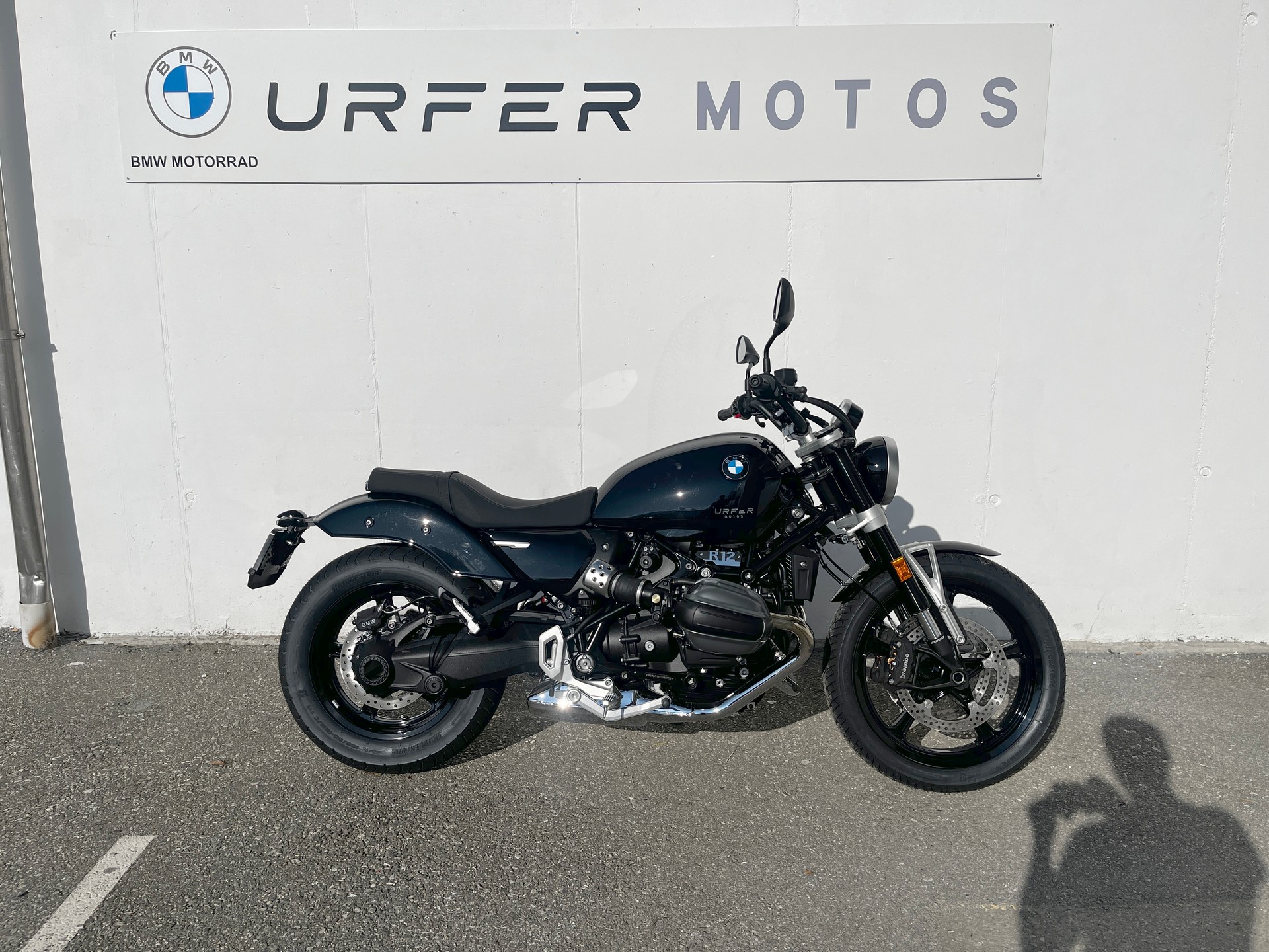 BMW R 12-image-0
