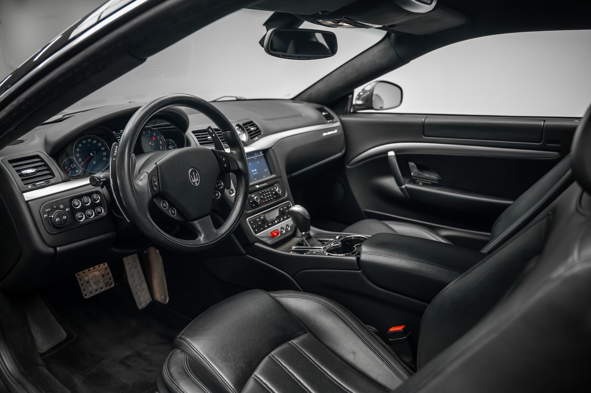 MASERATI GranTurismo S Automatica * 4,7 V8 MIT MEGA SOUND & SEHR VIEL FAHRSPASS * LEASING AB 362.- *-image-10