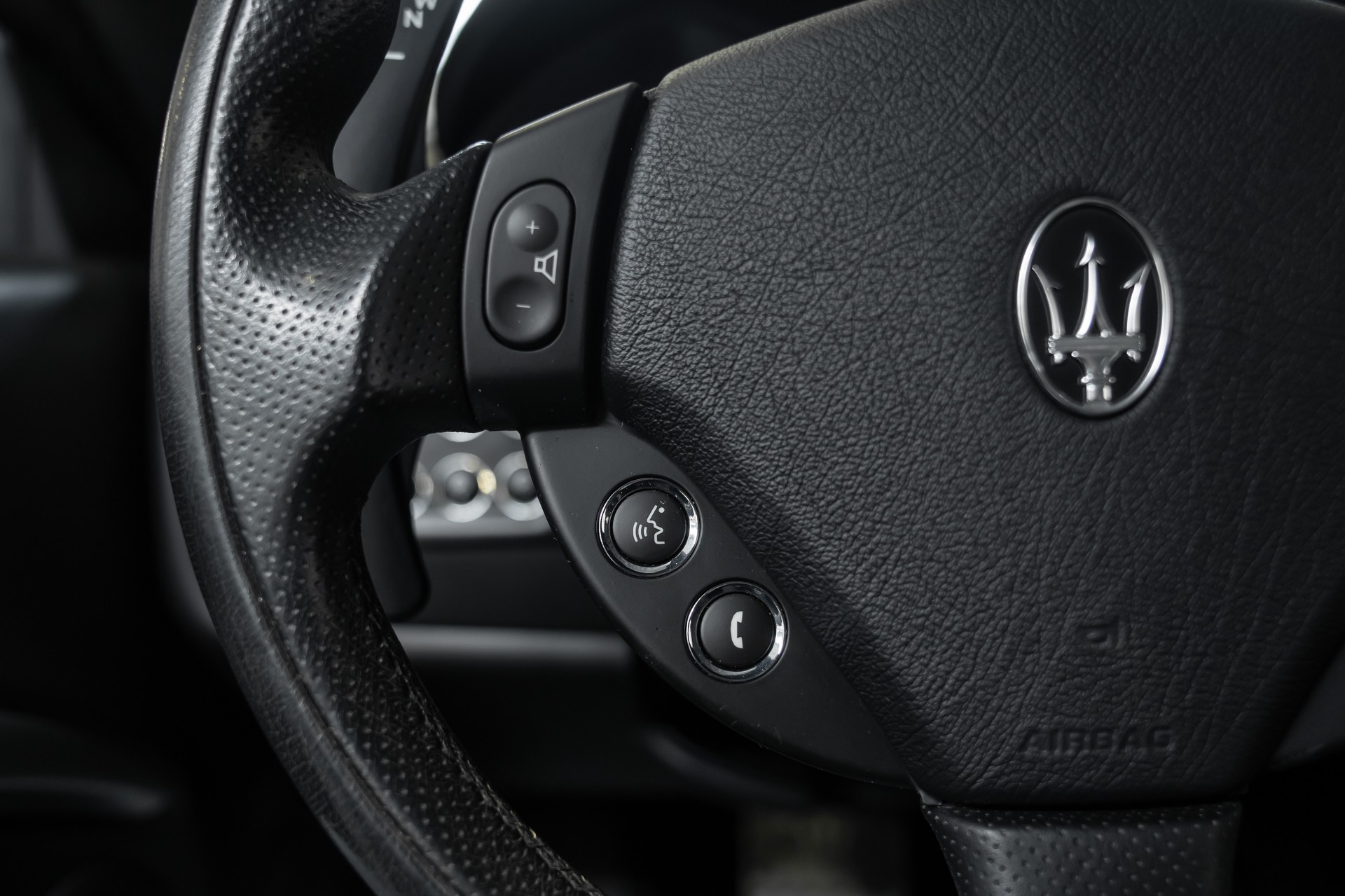 MASERATI GranTurismo S Automatica * 4,7 V8 MIT MEGA SOUND & SEHR VIEL FAHRSPASS * LEASING AB 376.- *-image-20