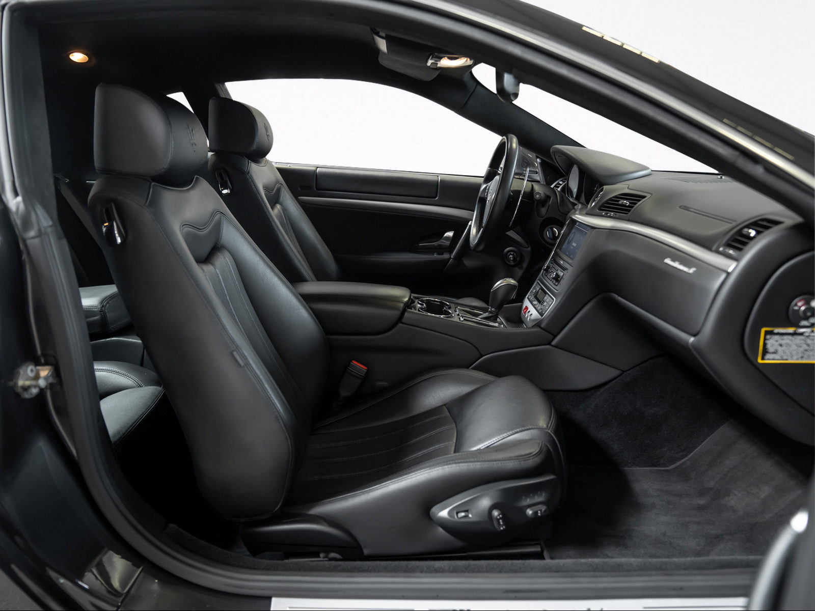 MASERATI GranTurismo S Automatica * 4,7 V8 MIT MEGA SOUND & SEHR VIEL FAHRSPASS * LEASING AB 376.- *-image-30