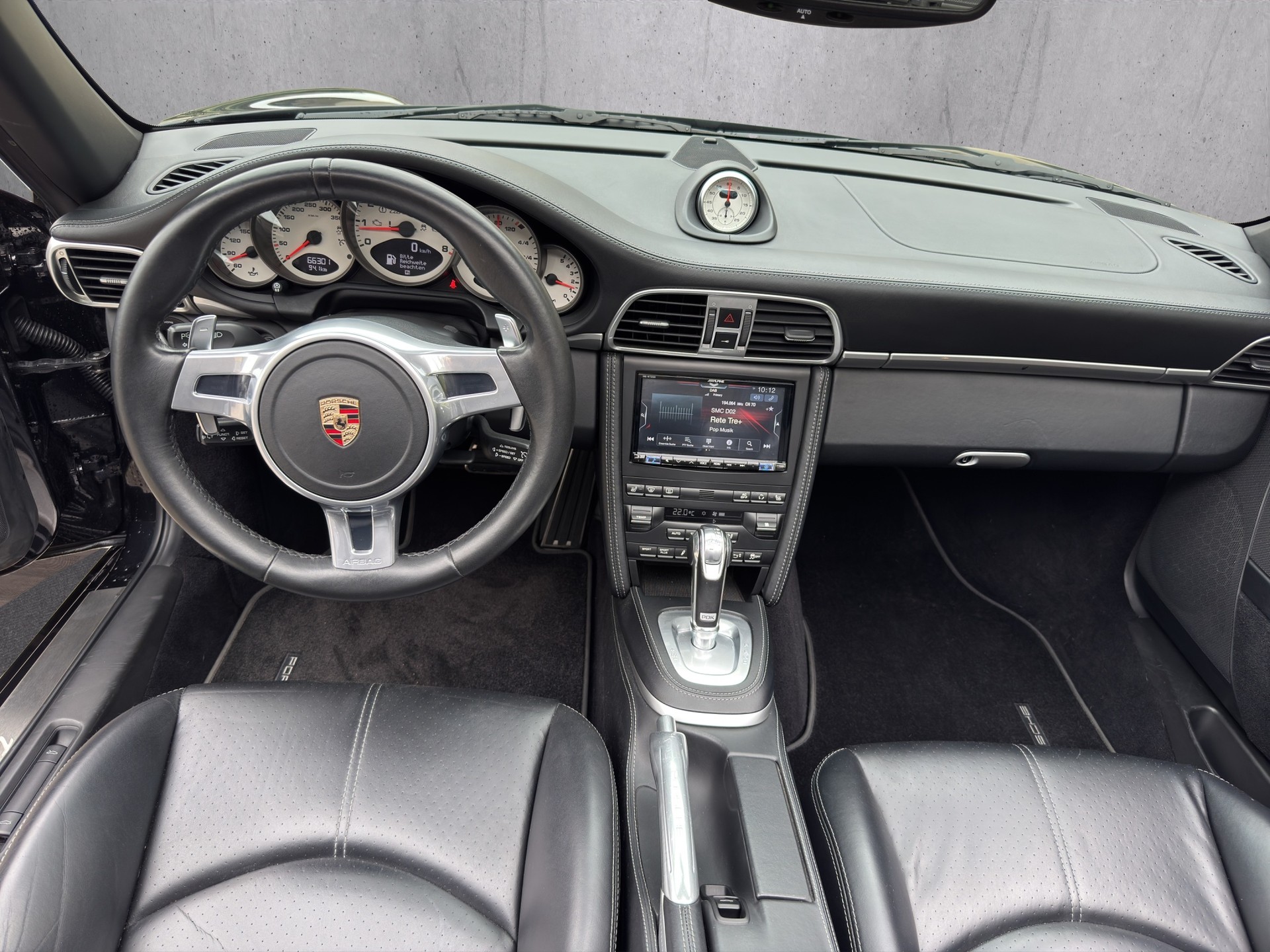 PORSCHE 911 Cabrio Turbo S PDK-image-12