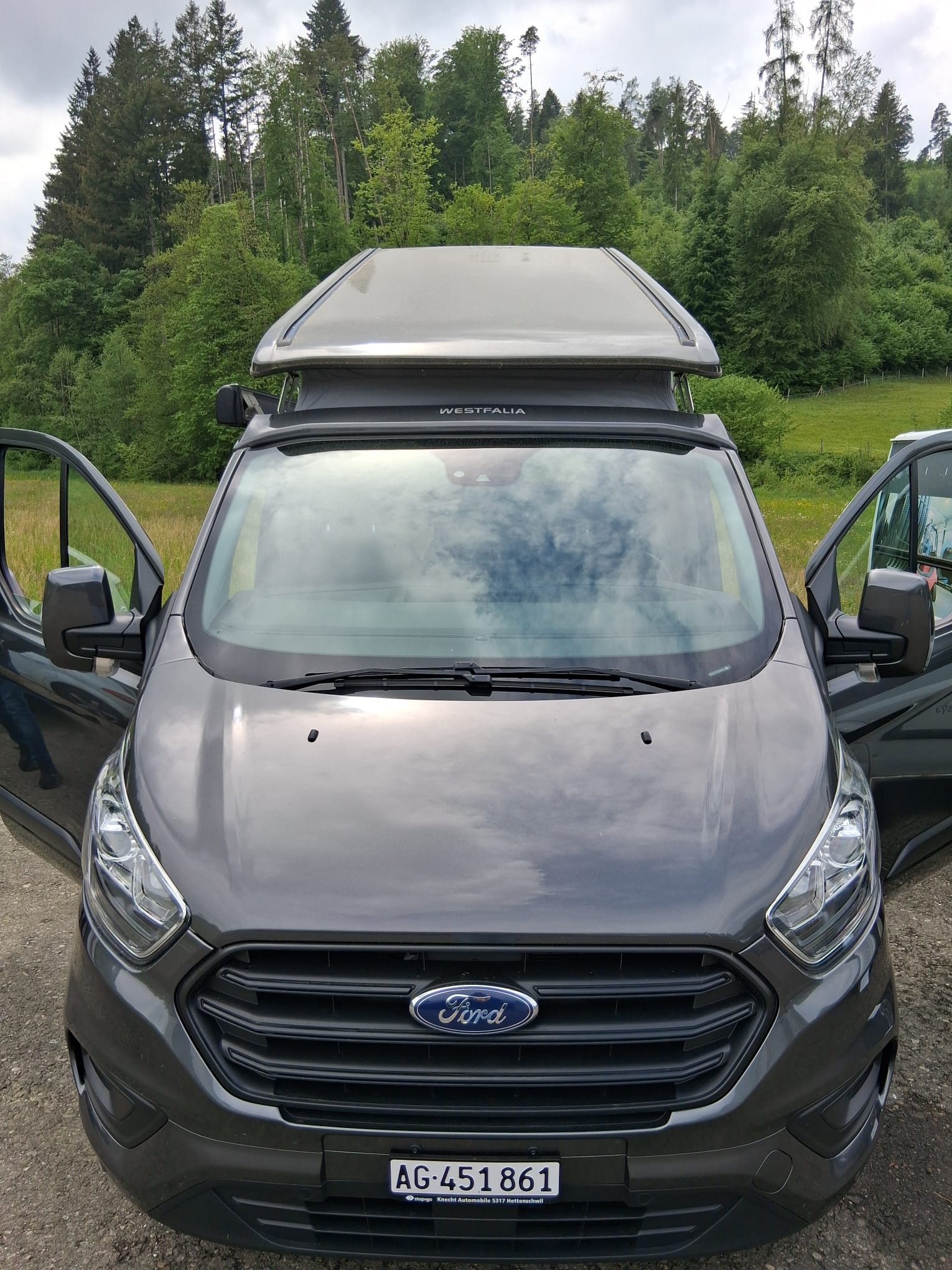 FORD Nugget Wohnmobil 5.Plätzer-showroom-element-2