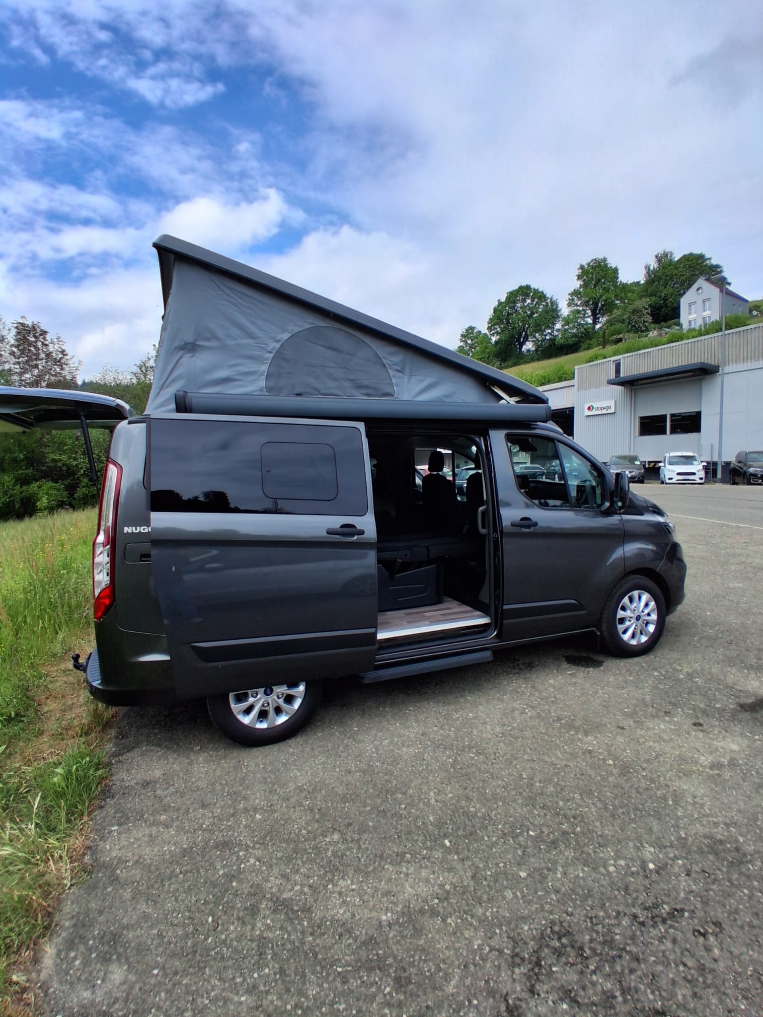 FORD Nugget Wohnmobil 5.Plätzer-showroom-element-1