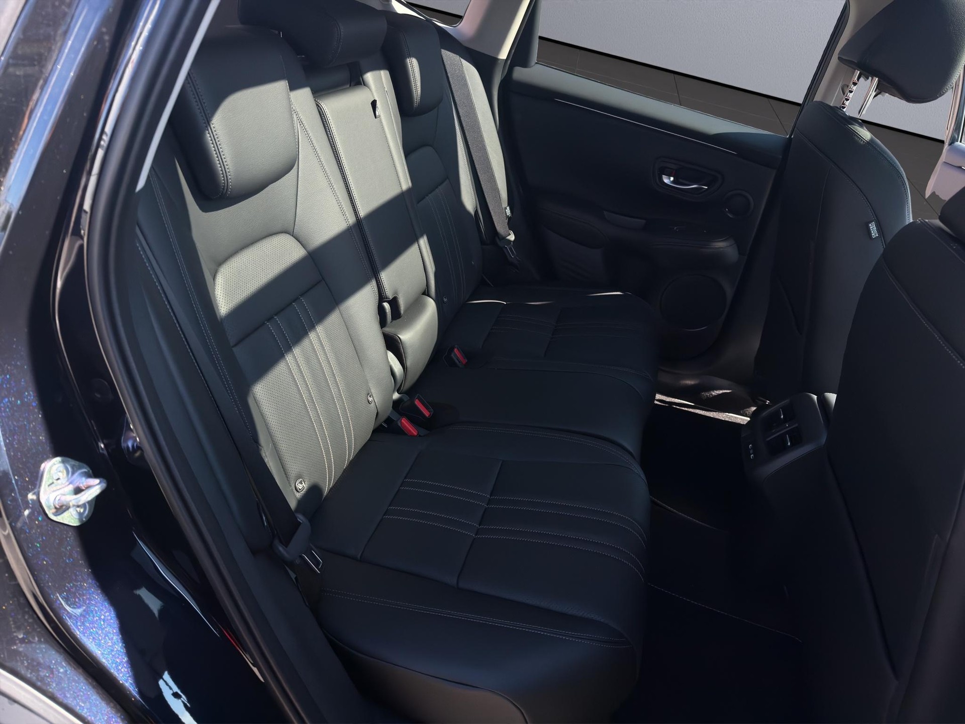 HONDA ZR-V 2.0 i-MMD Advance-image-18