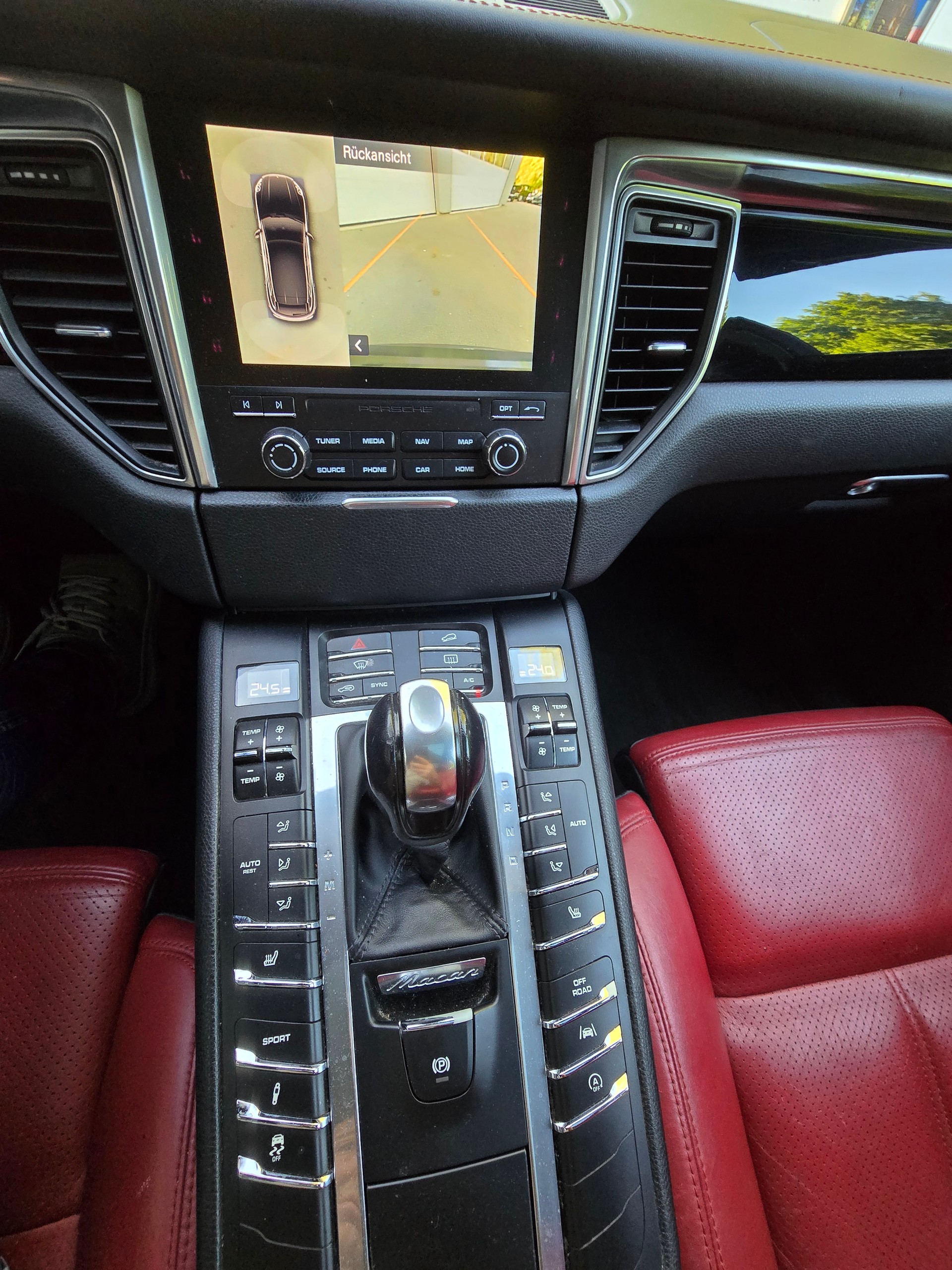 PORSCHE Macan S Diesel PDK-image-14