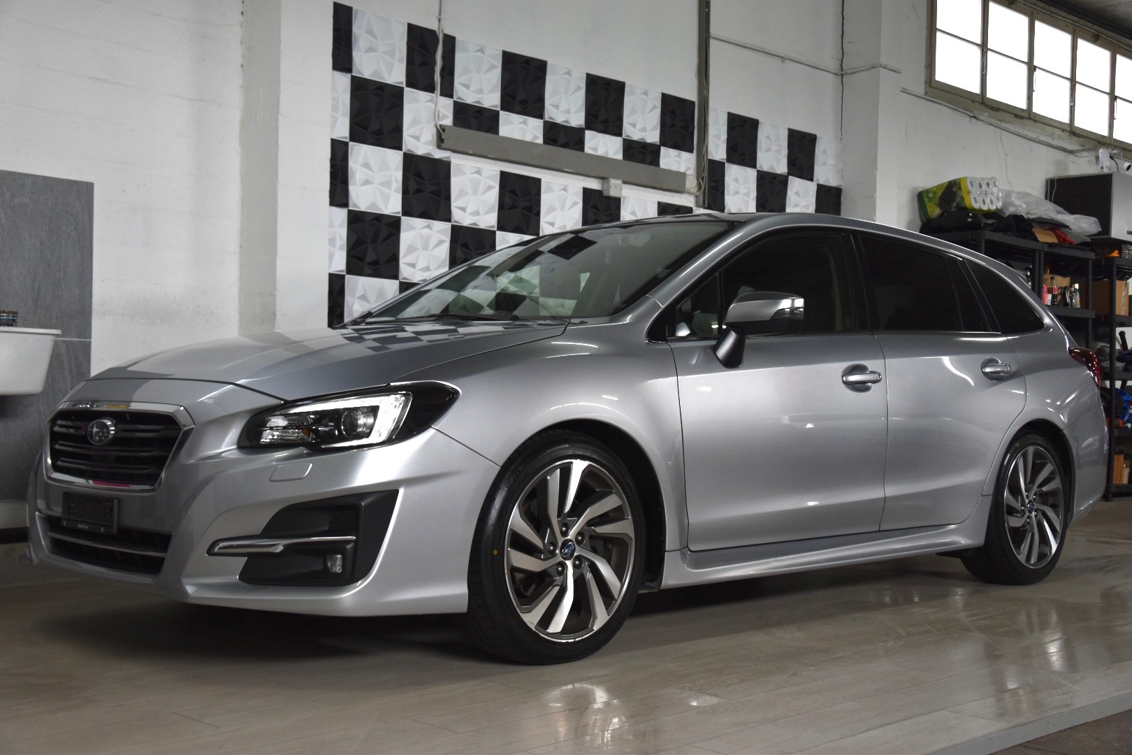 SUBARU Levorg 2.0i Luxury AWD Lineartronic