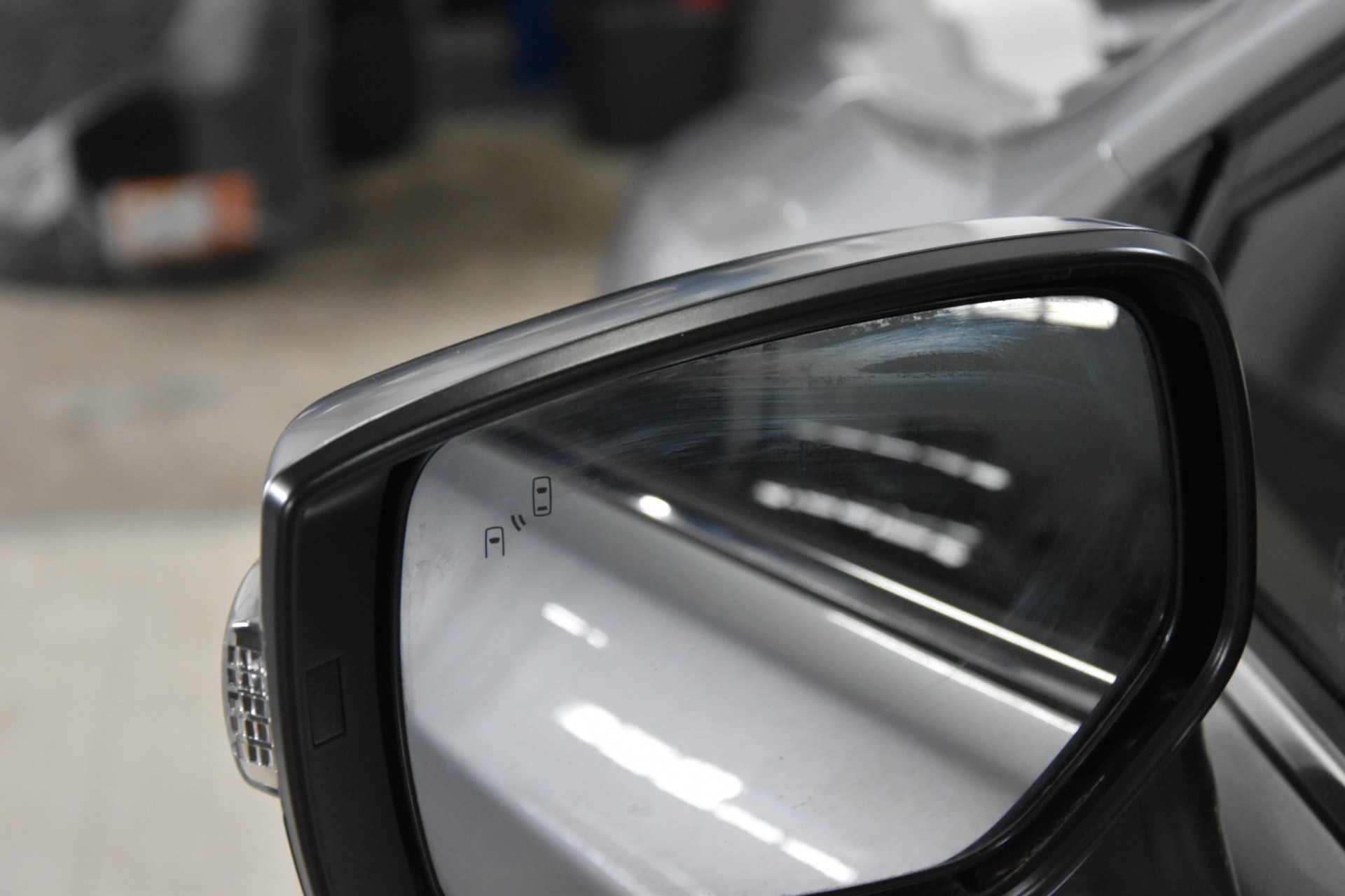 SUBARU Levorg 2.0i Luxury AWD Lineartronic-image-8