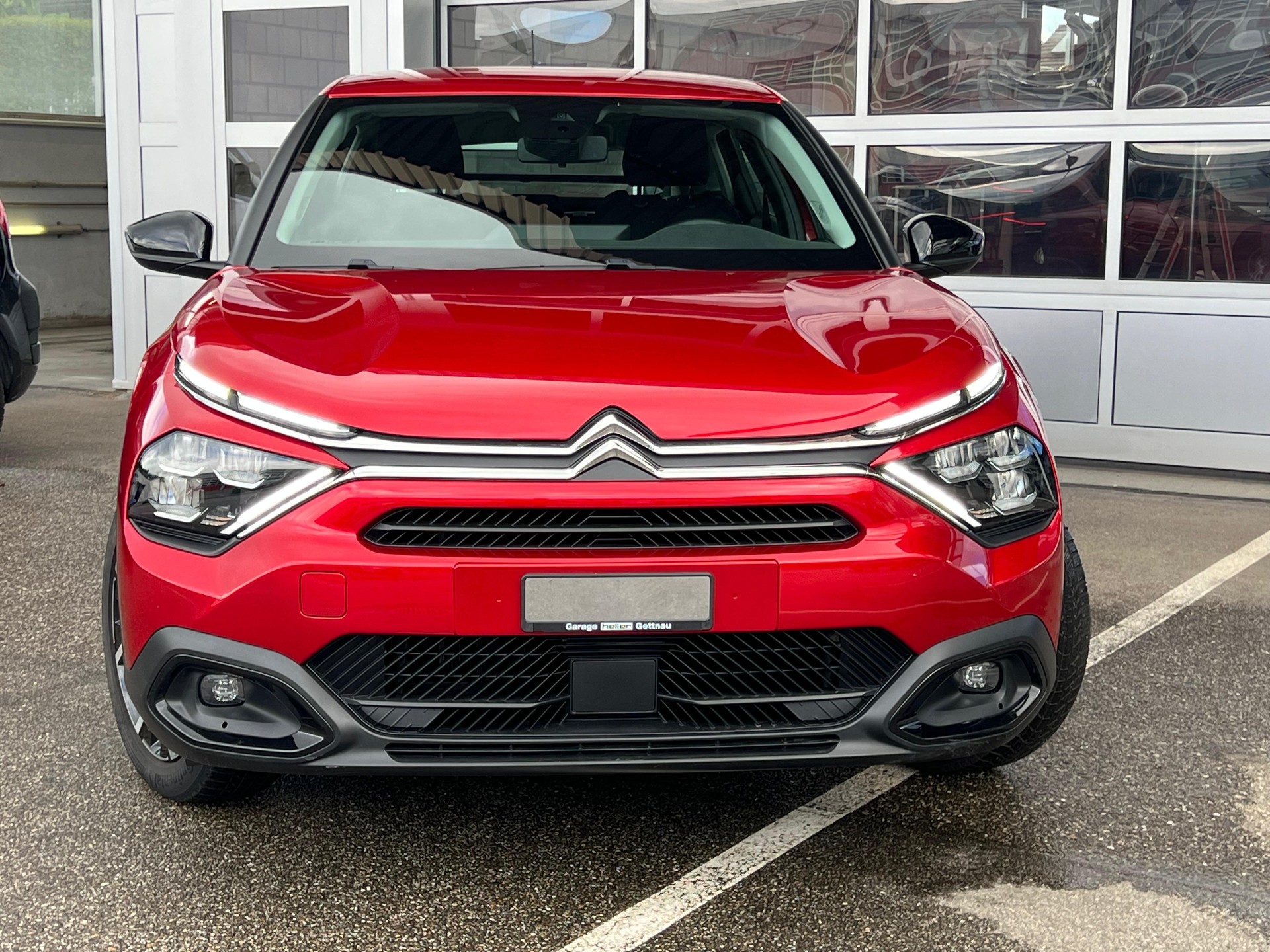 CITROEN e-C4 Swiss Edition-showroom-element-1