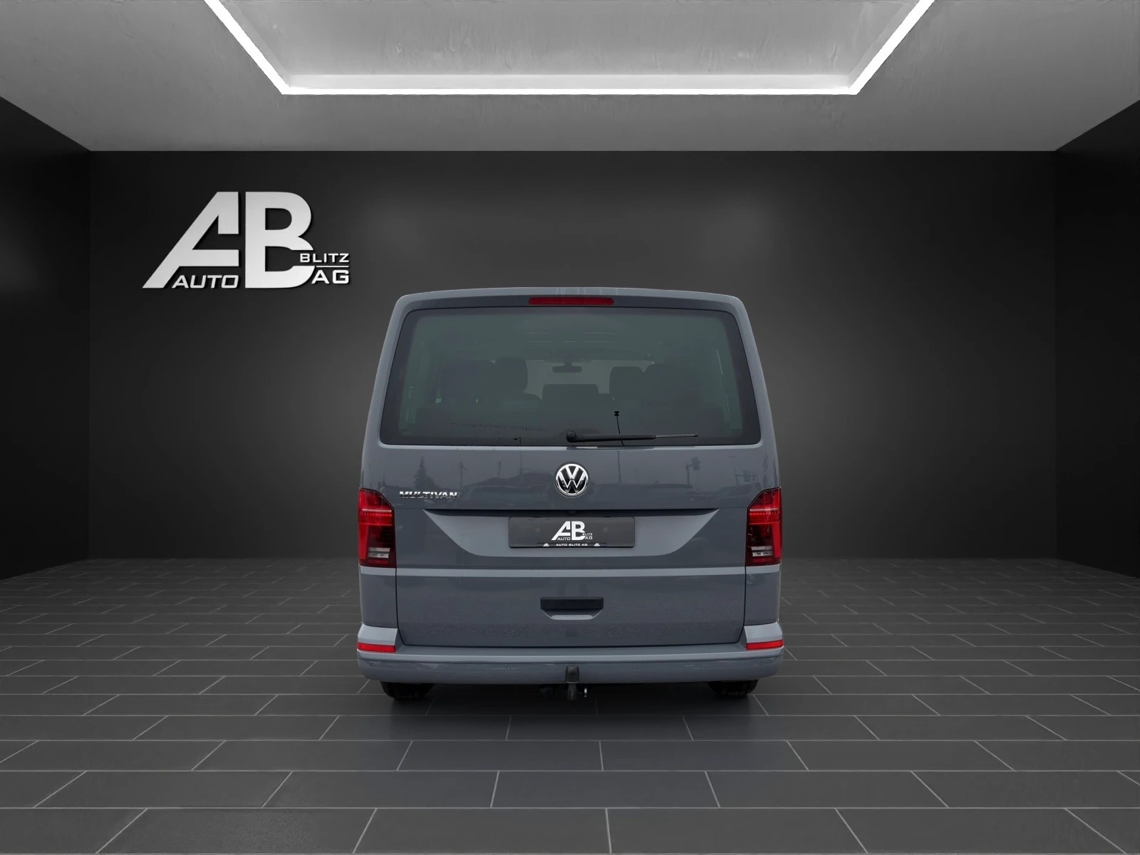 VW T6.1 Multivan 2.0 TDI Trendline Liberty DSG-showroom-element-3