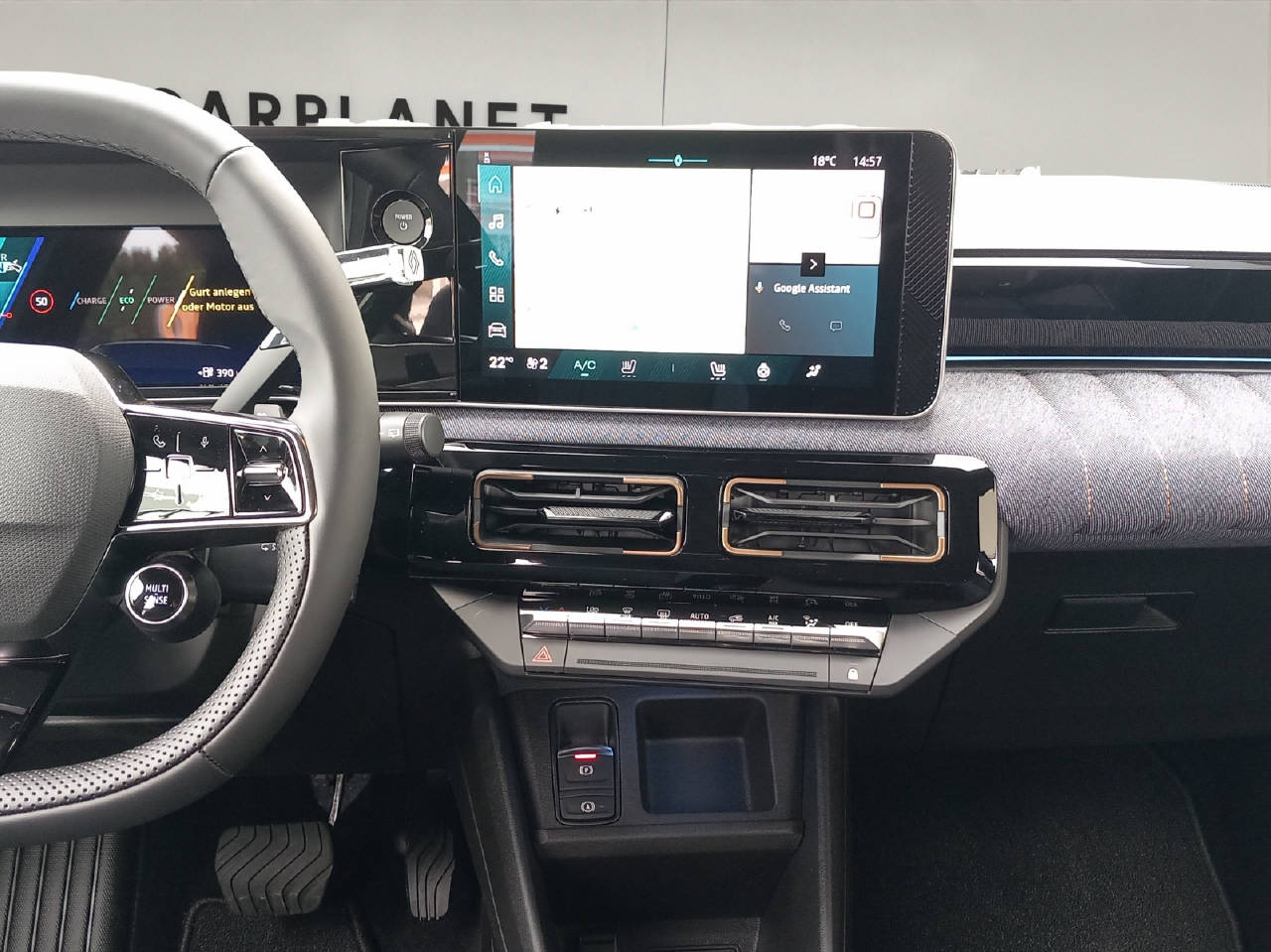 RENAULT R4 E-Tech Comfort Range techno-image-7