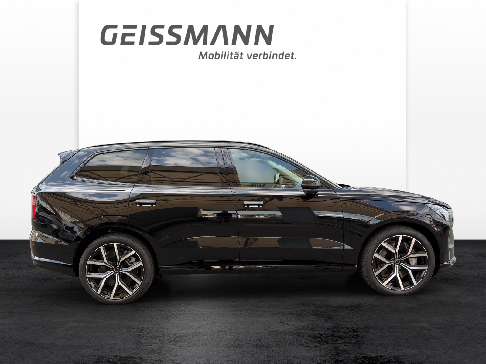 VOLVO EX90 Twin Performance Ultra AWD-showroom-element-3