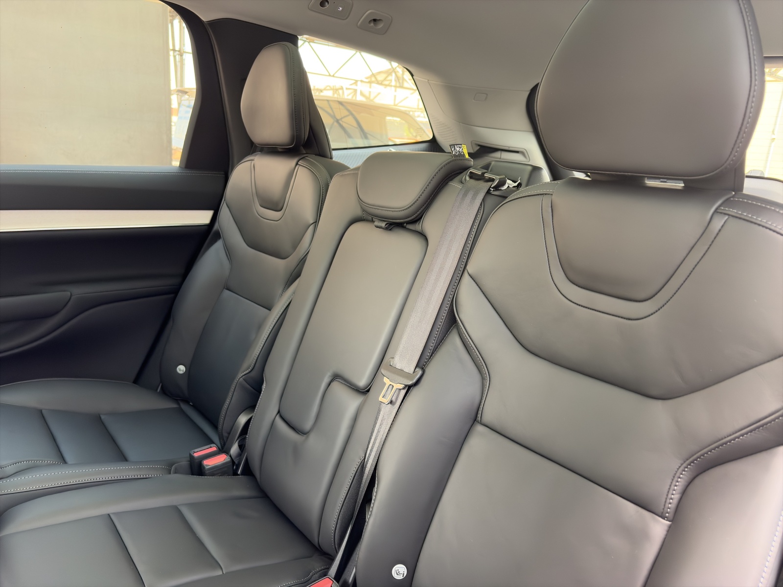 VOLVO EX90 Twin Performance Ultra AWD-image-17