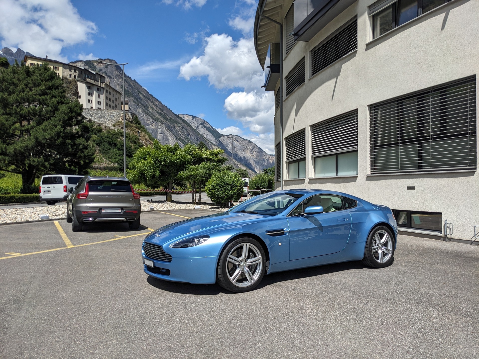 ASTON MARTIN 4.7 Sportshift