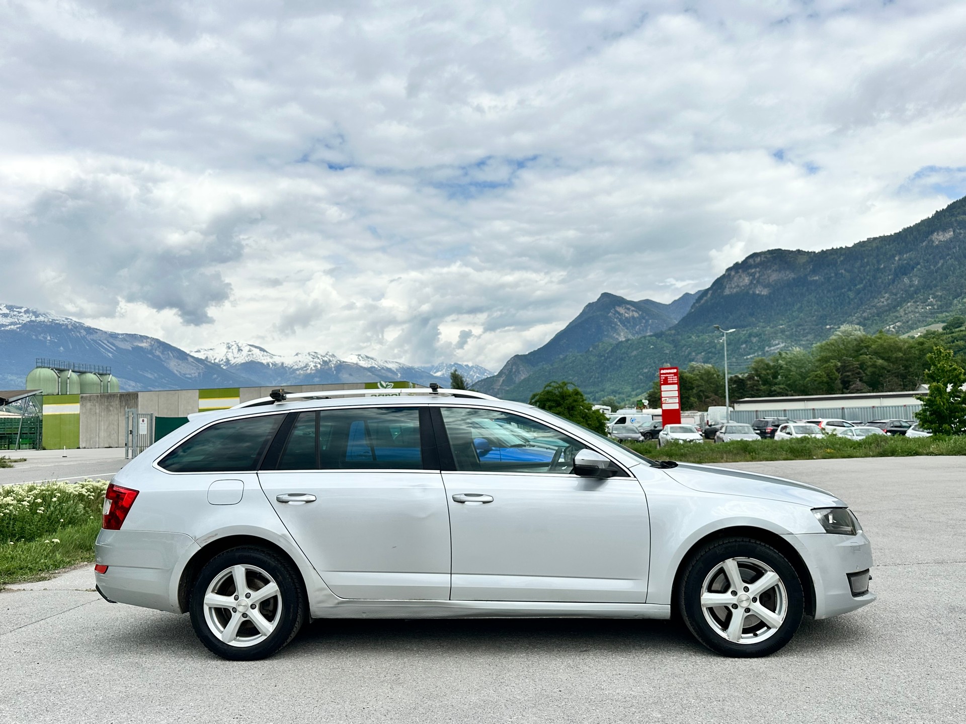 SKODA Octavia Combi 1.8 TSI Elegance 4x4 DSG-image-6