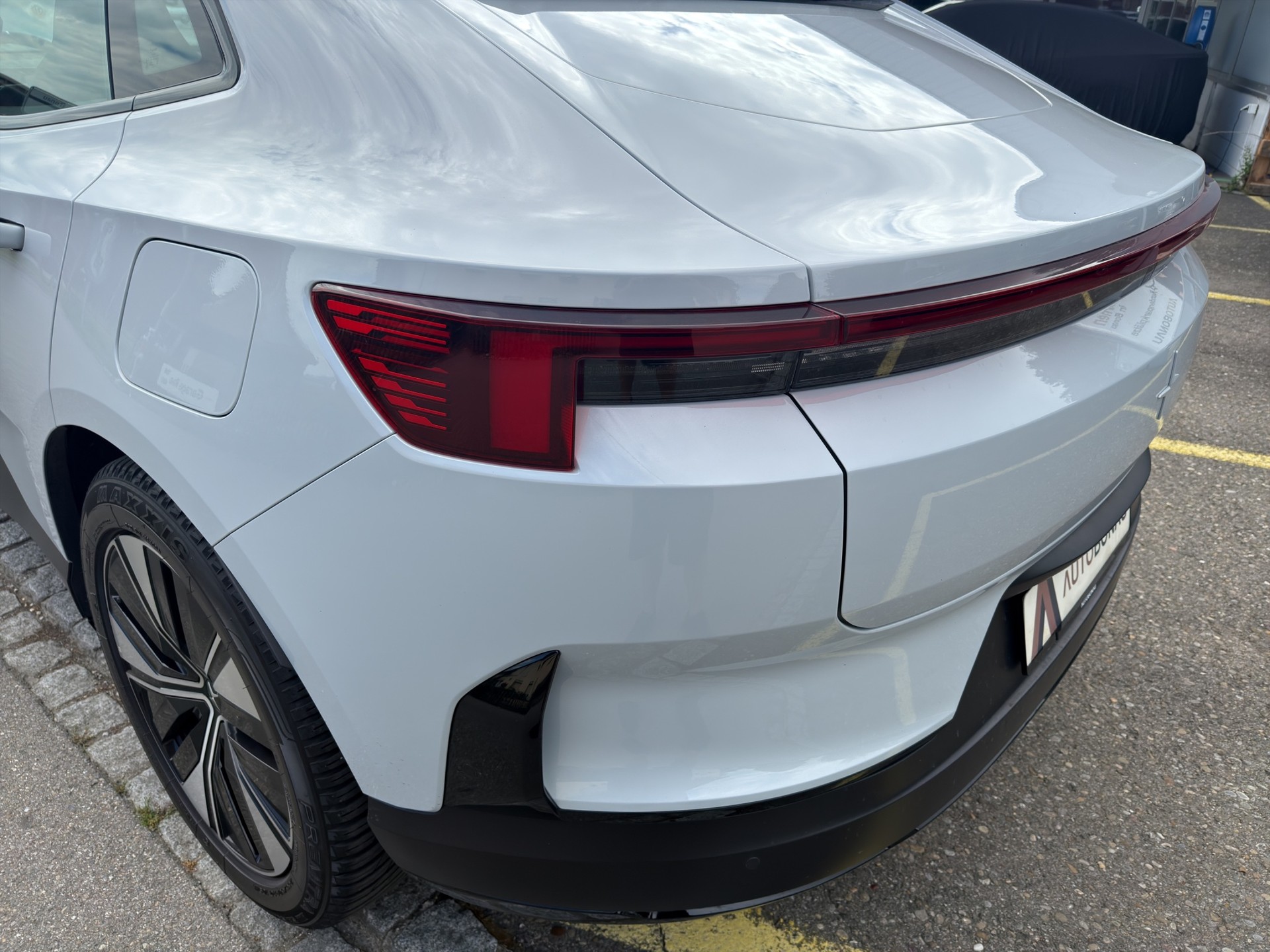 POLESTAR 4 Long Range Dual Motor-image-30