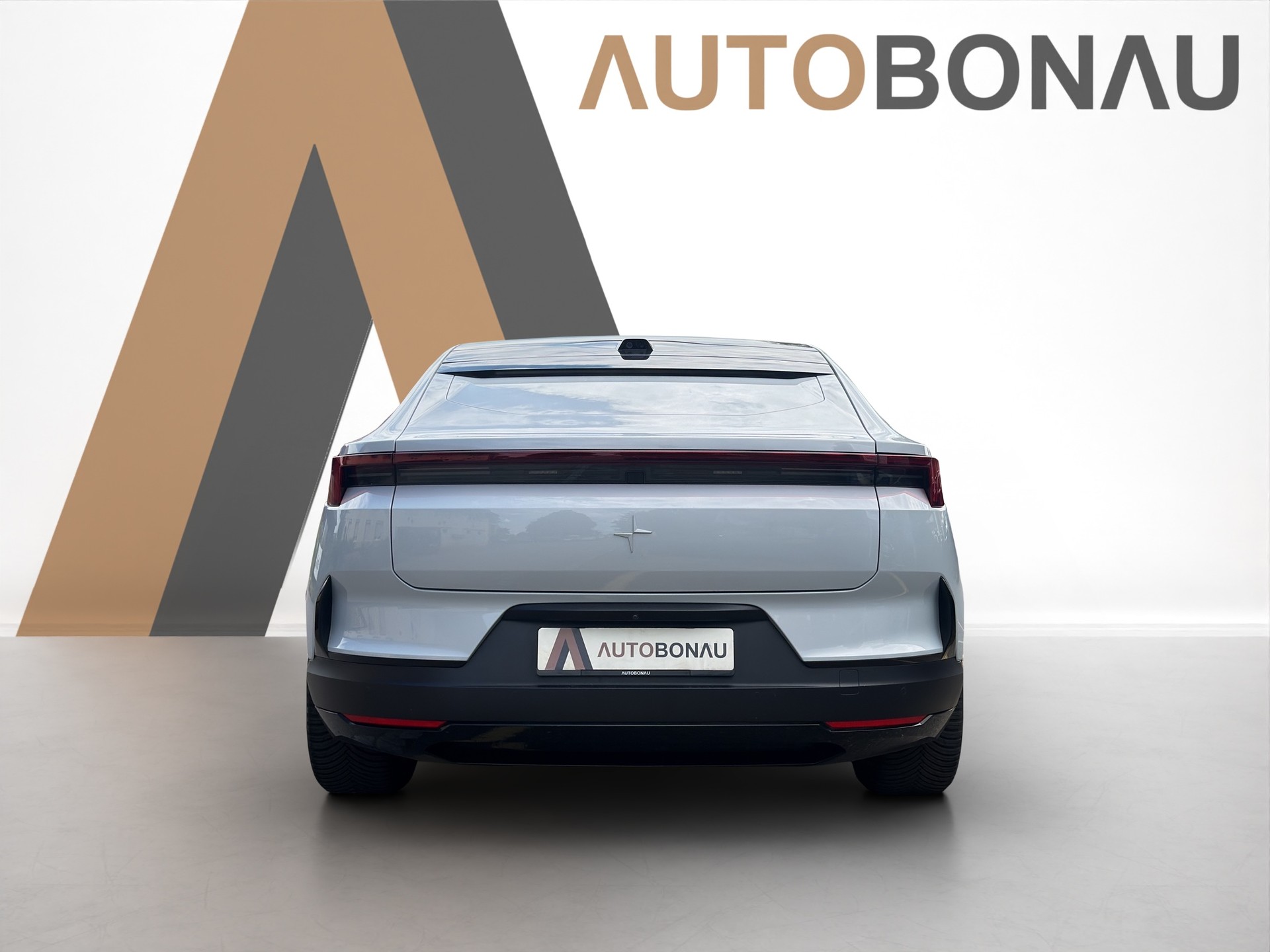 POLESTAR 4 Long Range Dual Motor-image-3