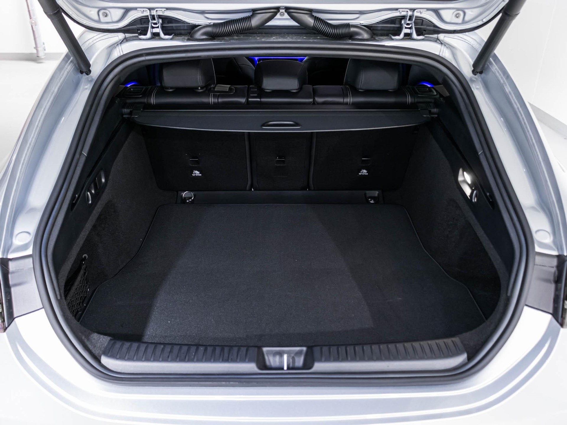 MERCEDES-BENZ CLA 350 4MATIC EQ SB-image-14