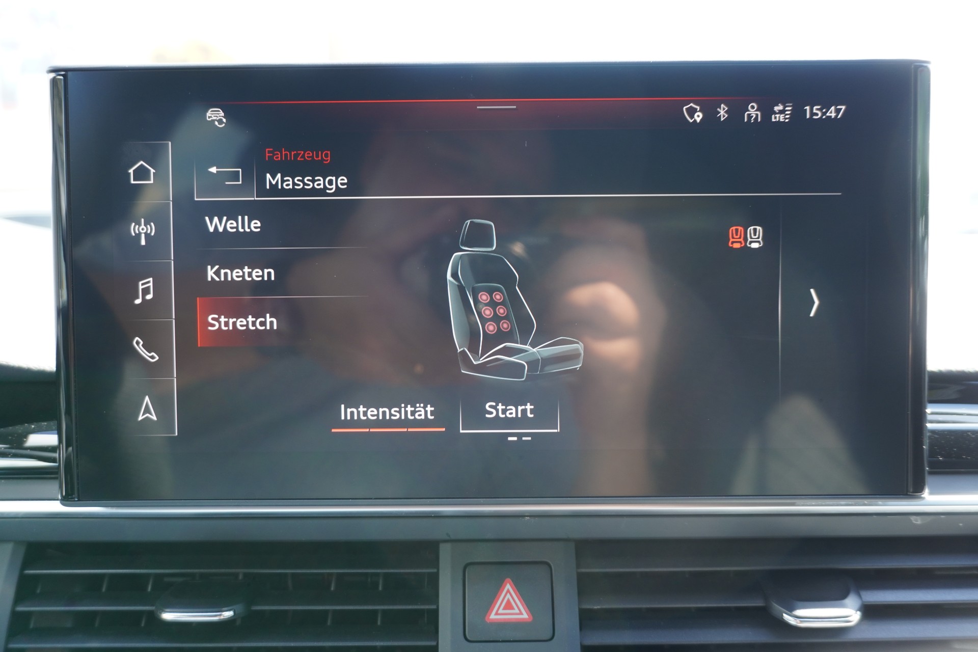 AUDI A4 Avant 45 TFSI S line S-tronic quattro-image-31