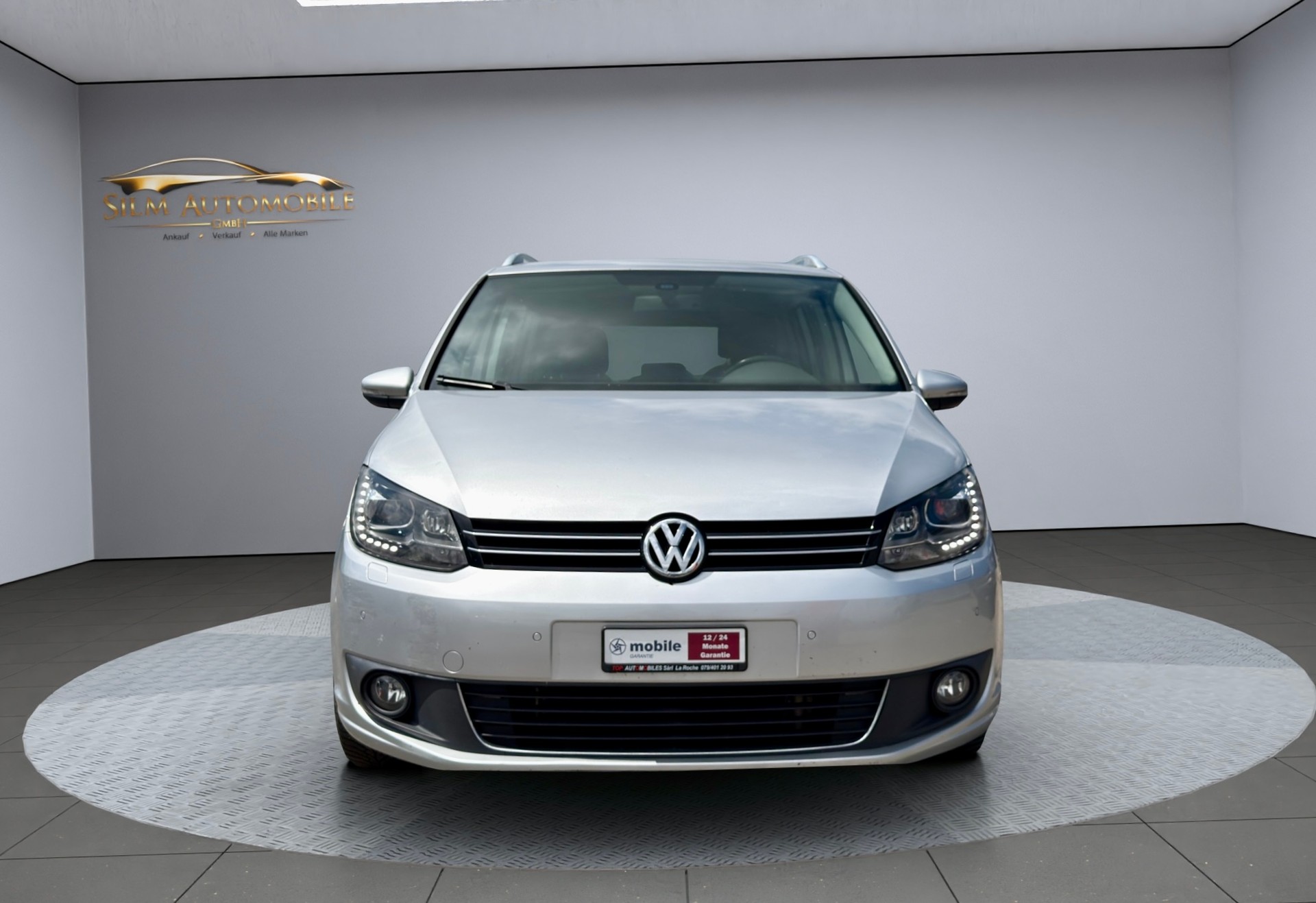 VW Touran 2.0 TDI R-Line DSG 7 Plätze-showroom-element-2