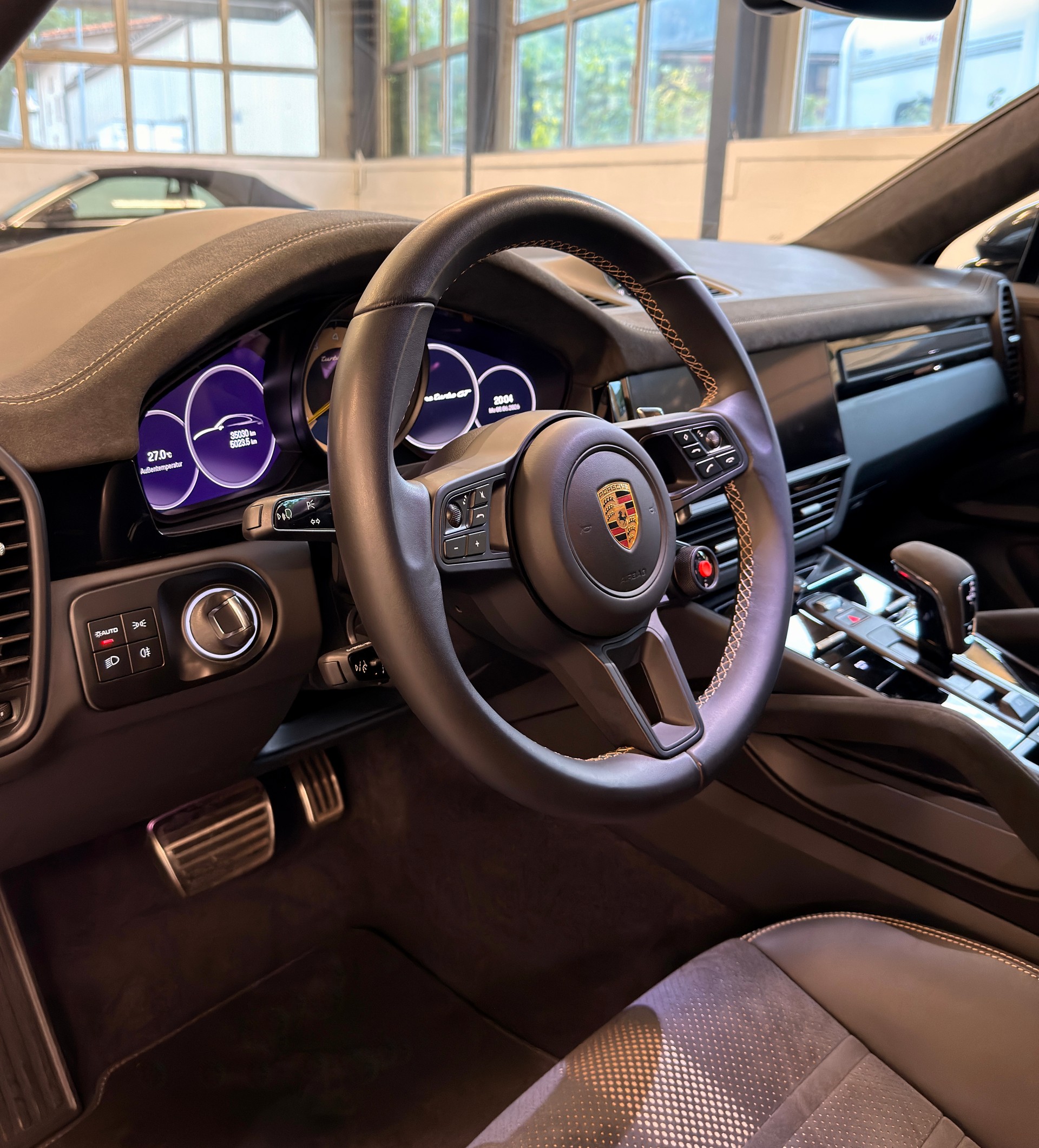 PORSCHE Cayenne Turbo GT-image-8