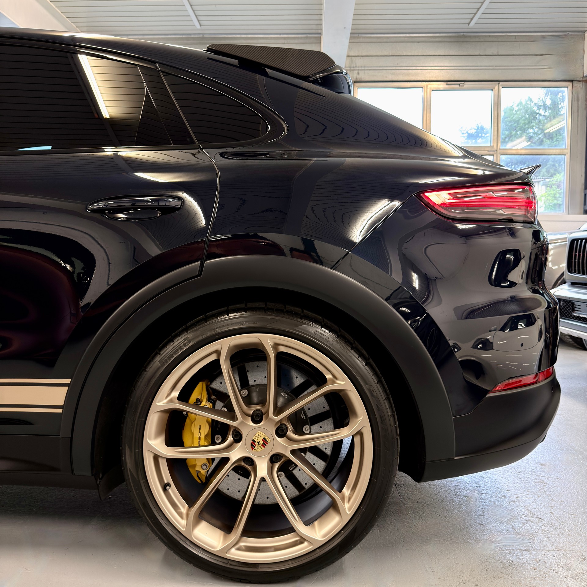 PORSCHE Cayenne Turbo GT-image-6