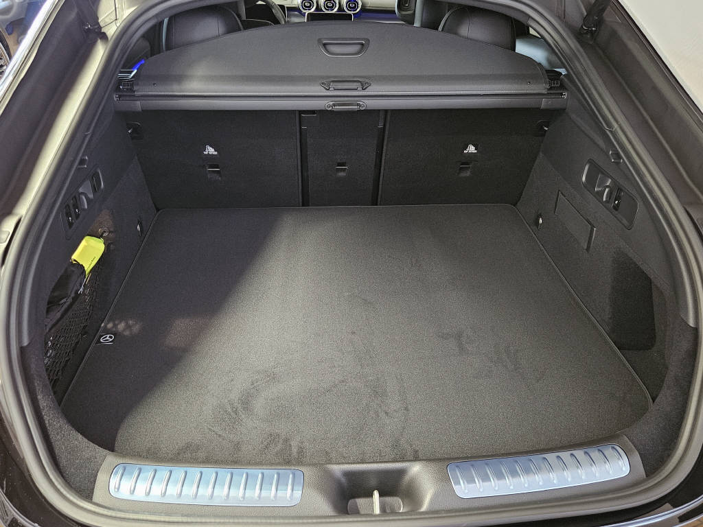 MERCEDES-BENZ GLC 220 d 4Matic AMG Line Coupé-showroom-element-3