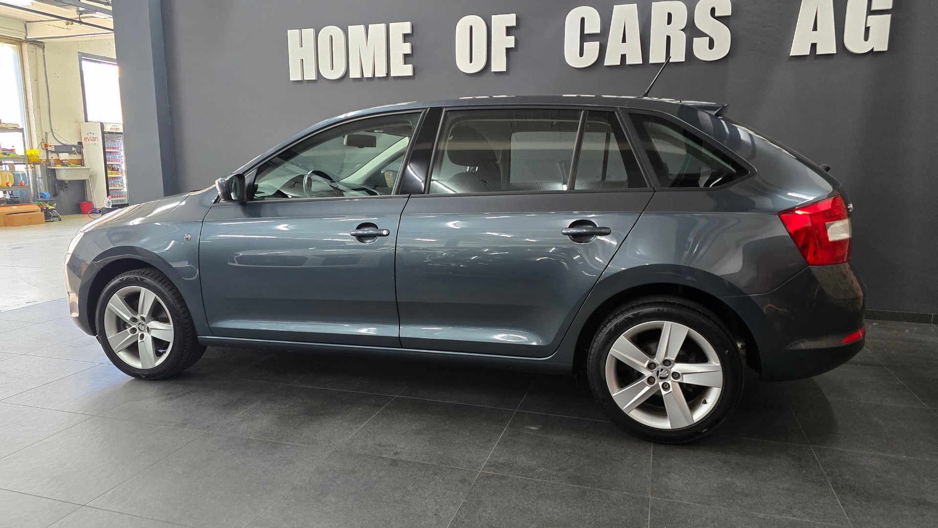 SKODA Rapid Spaceback 1.2 TSI Elegance-image-4