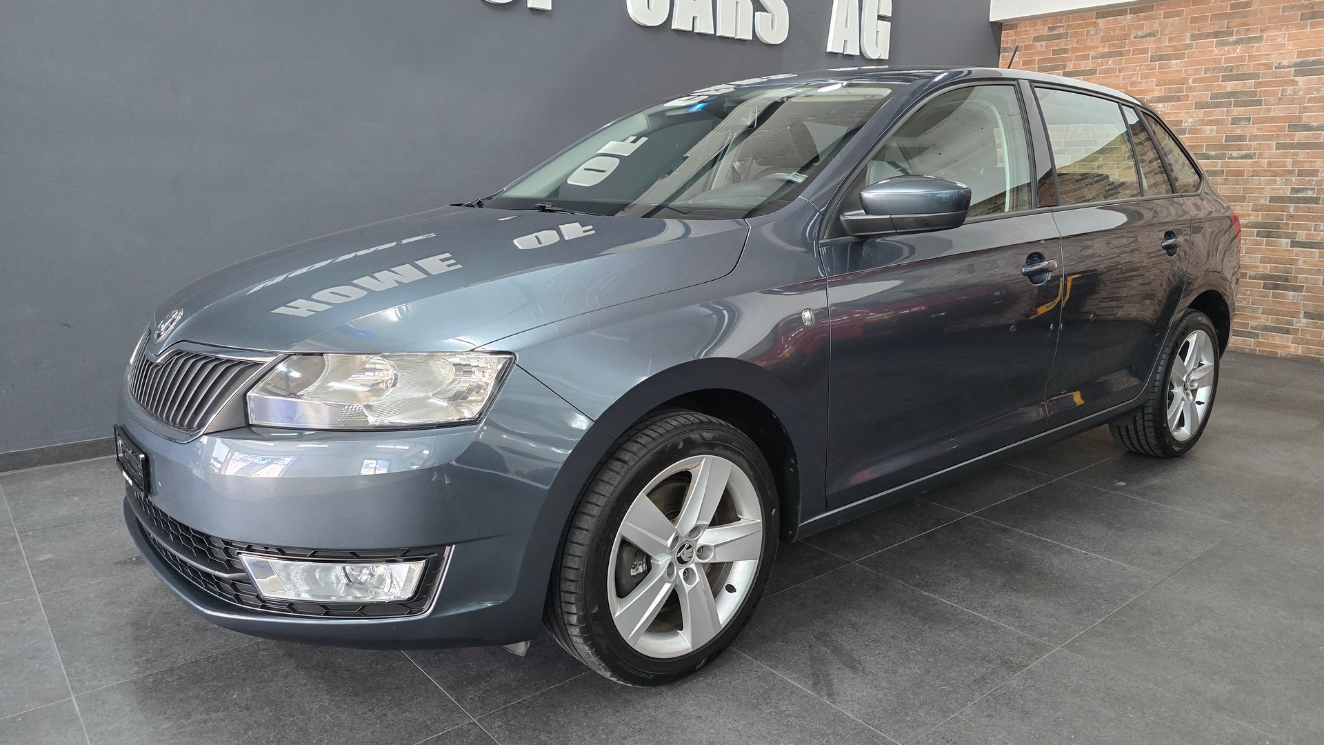 SKODA Rapid Spaceback 1.2 TSI Elegance-showroom-element-1
