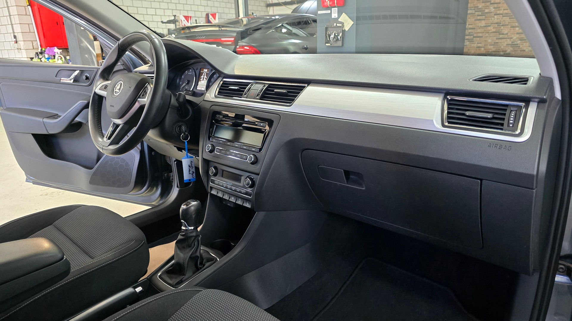 SKODA Rapid Spaceback 1.2 TSI Elegance-image-22
