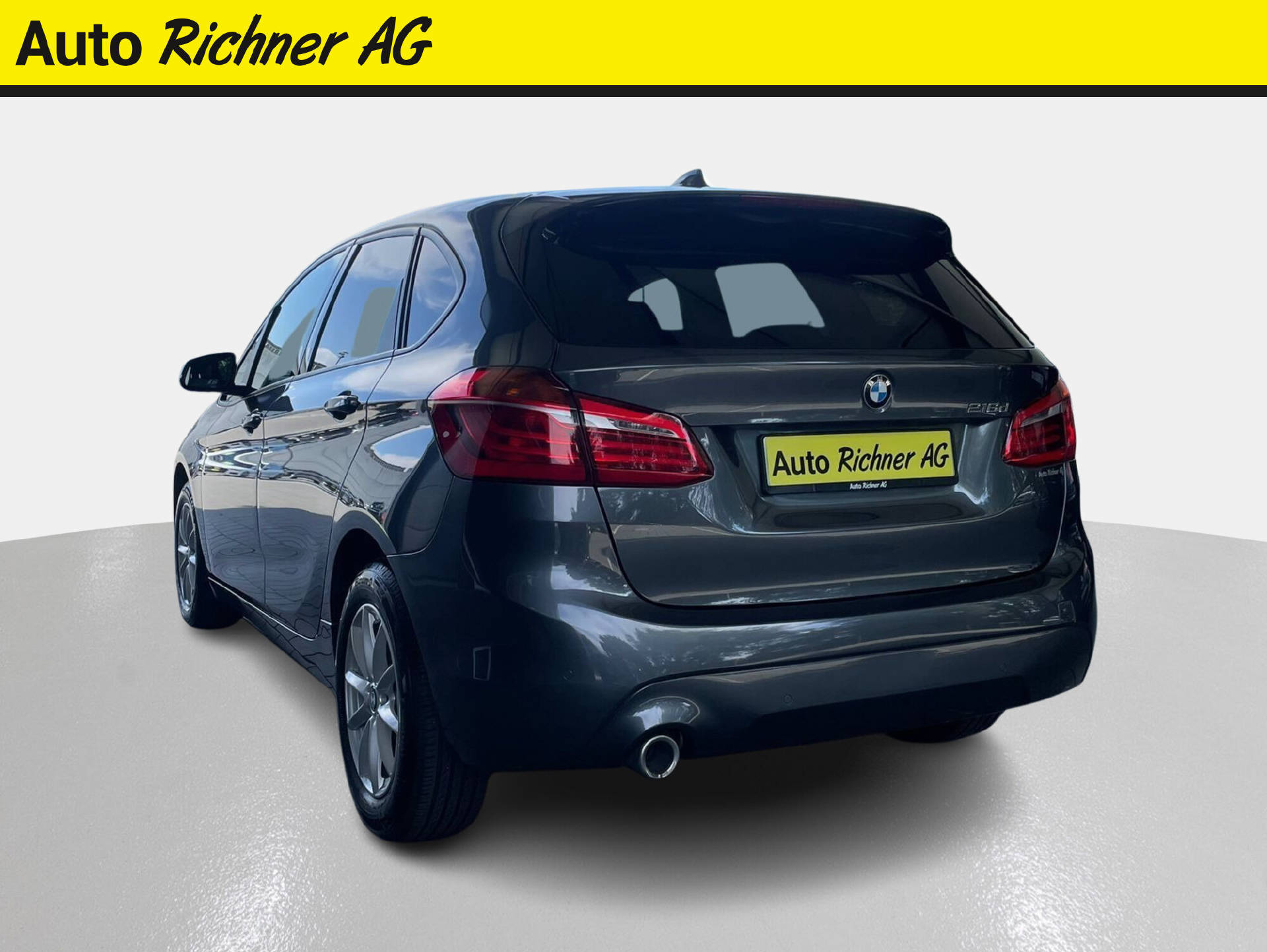BMW 216d Active Tourer-image-4