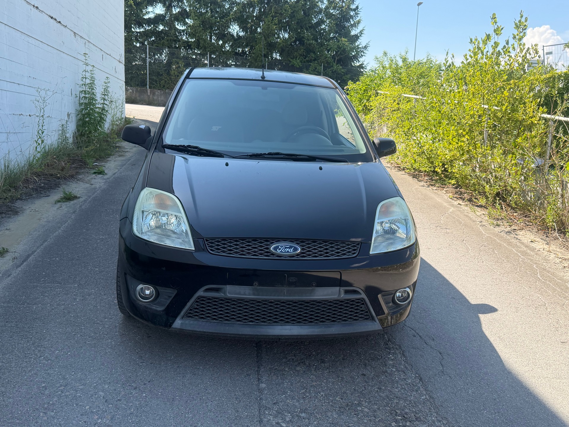FORD Fiesta 2.0 16V ST-image-2