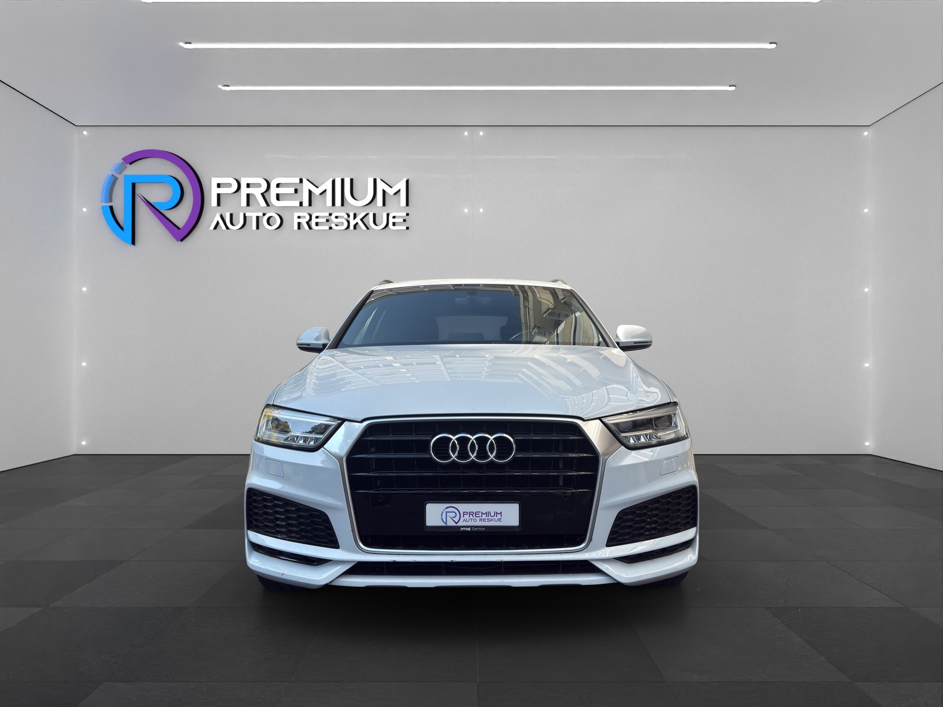 AUDI Q3 1.4 TFSI sport S-tronic-showroom-element-1