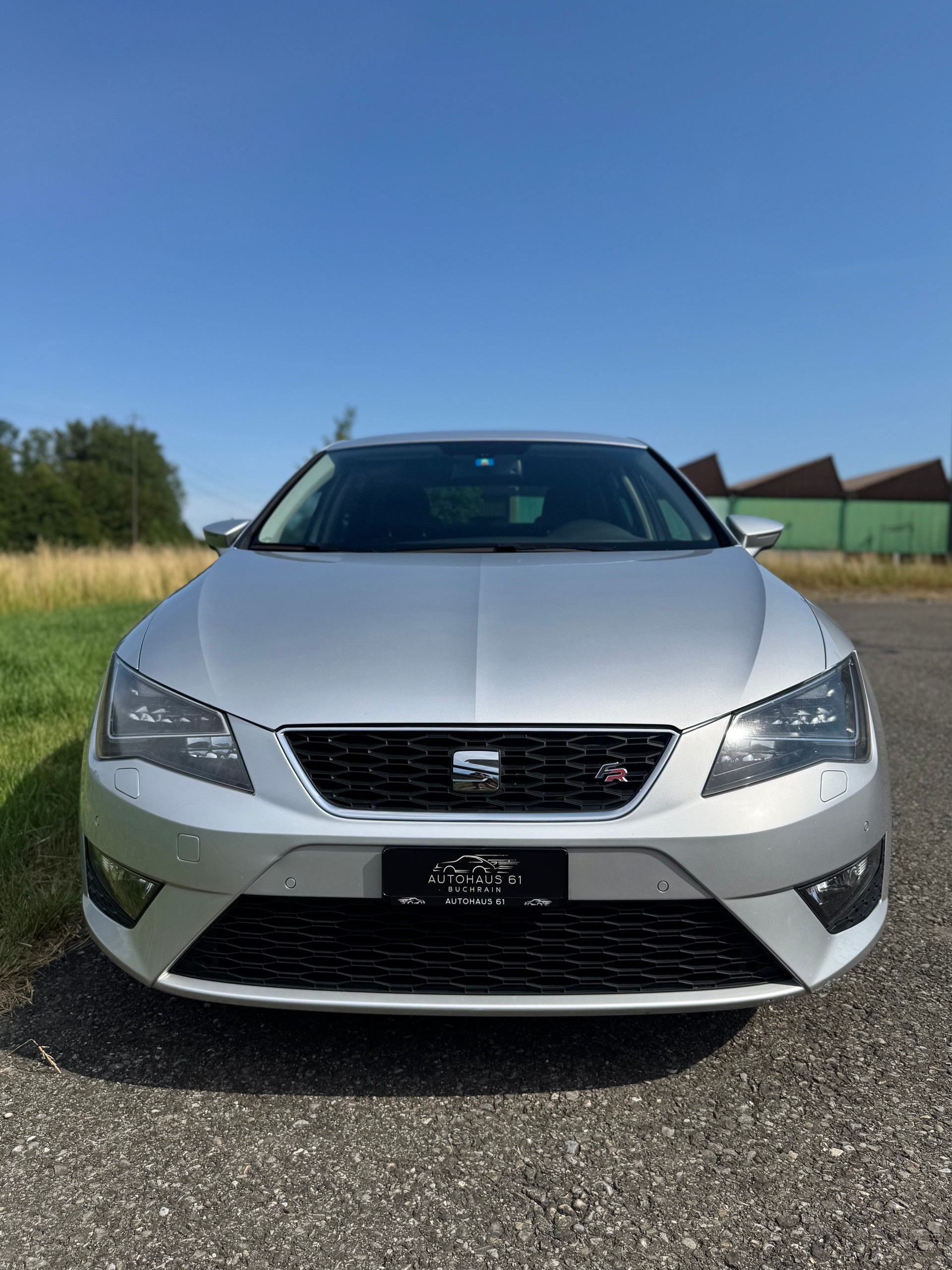 SEAT Leon 1.4 TSI FR / ab MFK bei Verkauf-showroom-element-3