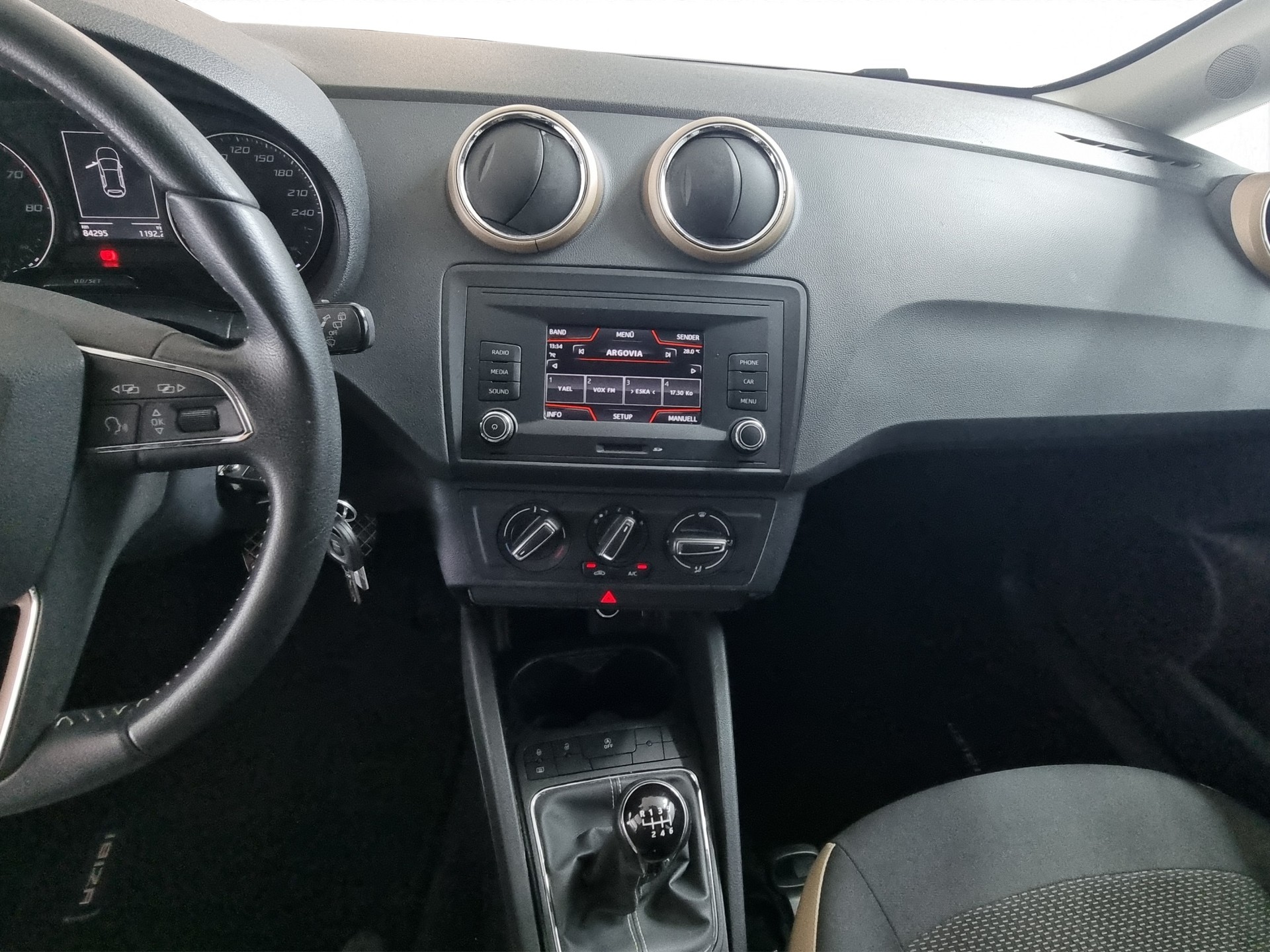 SEAT Ibiza 1.0-image-9