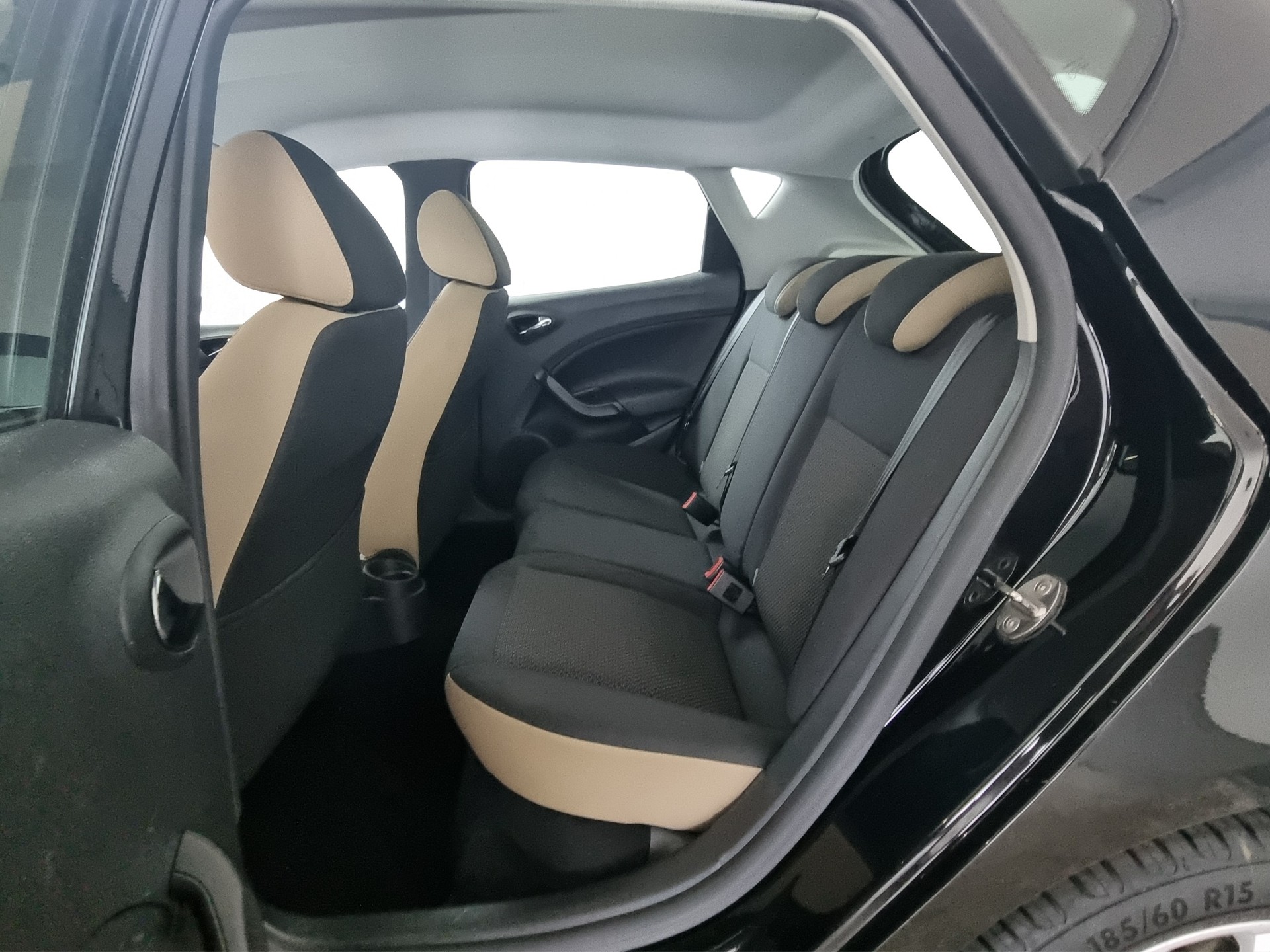 SEAT Ibiza 1.0-image-6