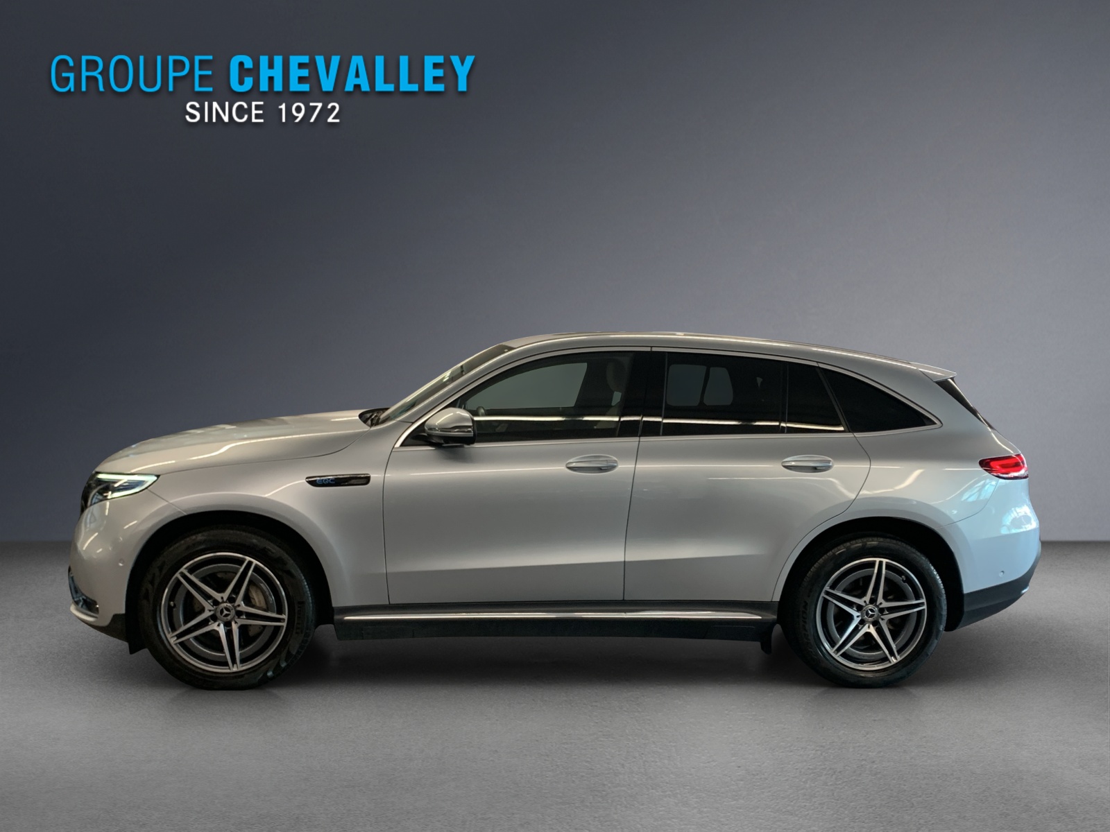 MERCEDES-BENZ EQC 400 AMG Line 4Matic-showroom-element-2