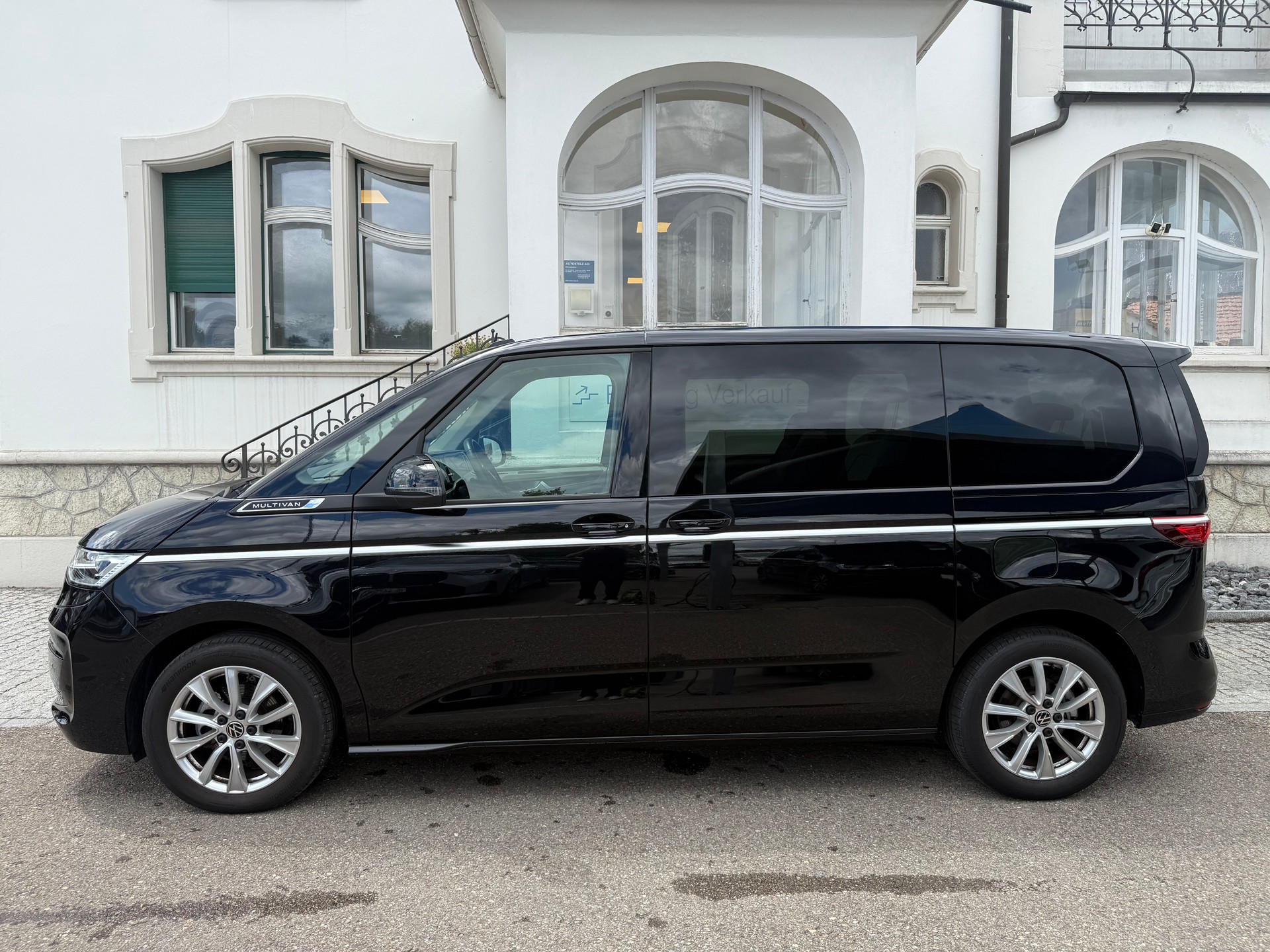 VW Multivan kurz 2.0 TDI Style DSG-showroom-element-3