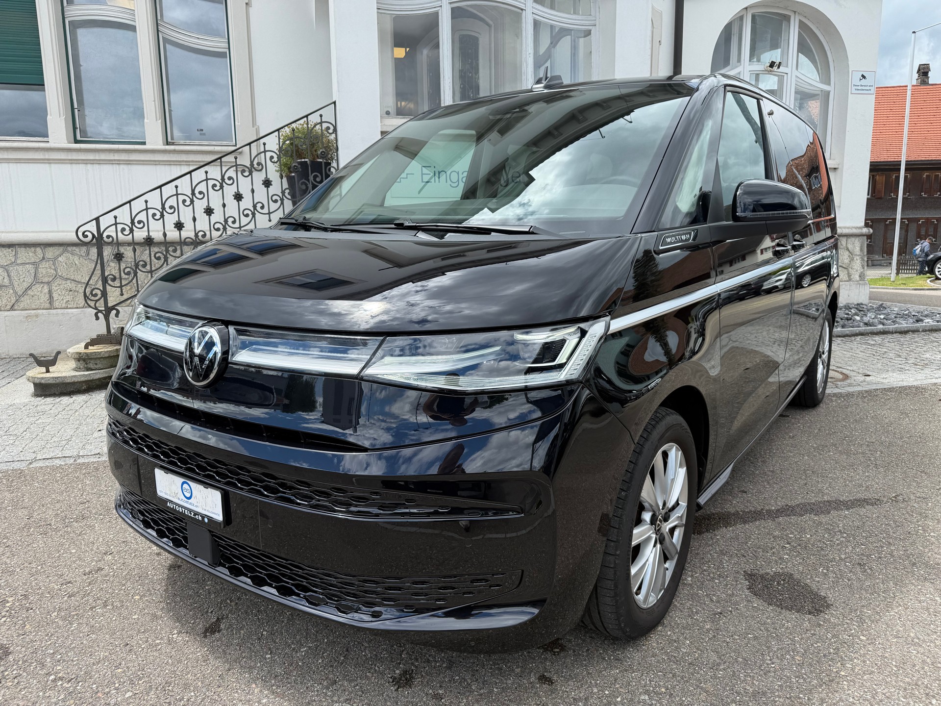 VW Multivan kurz 2.0 TDI Style DSG-showroom-element-1