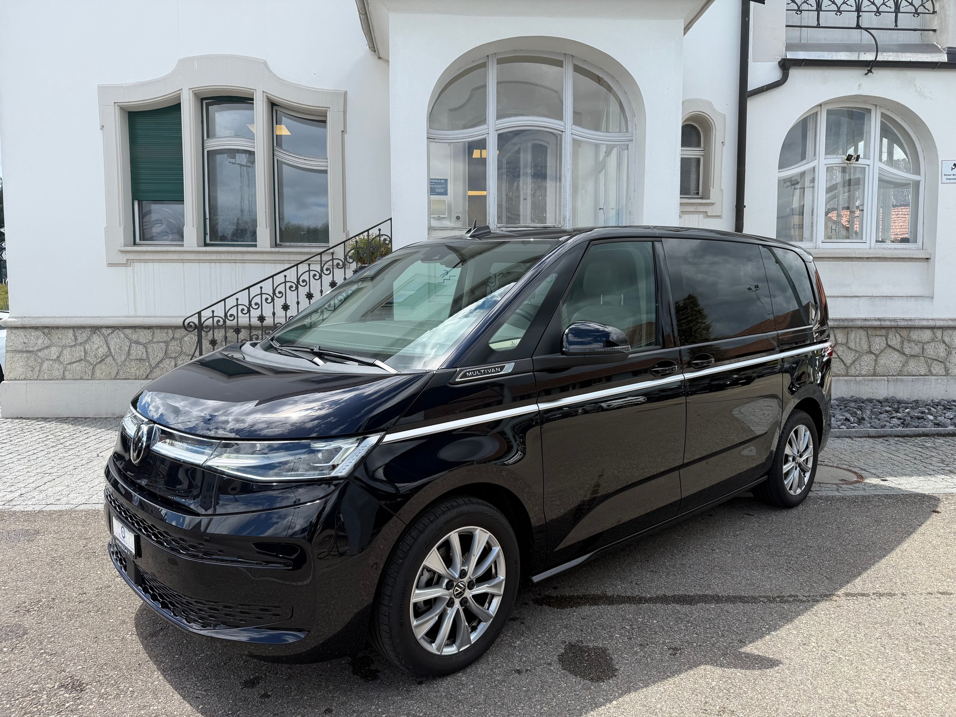 VW Multivan kurz 2.0 TDI Style DSG