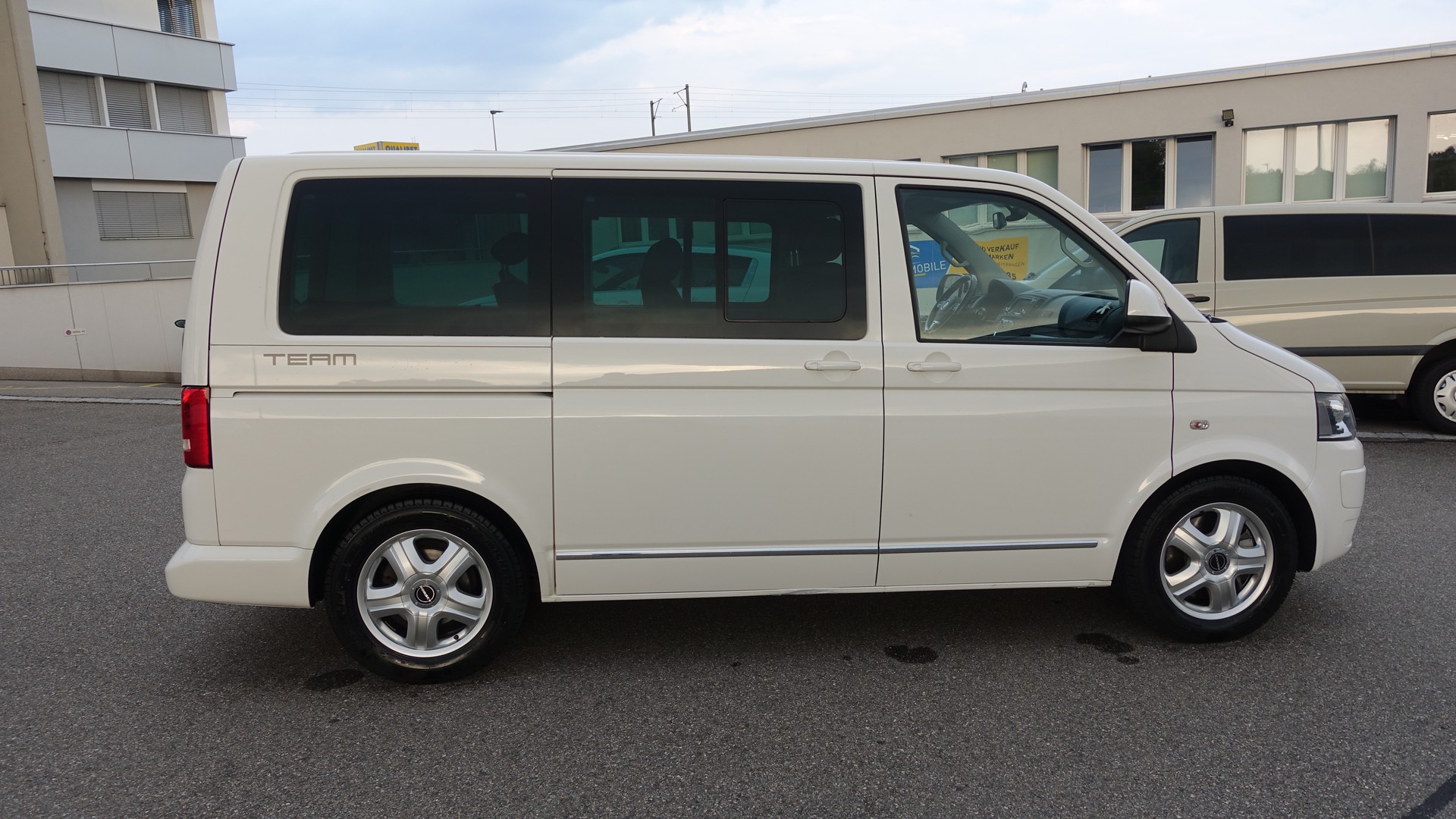 VW T5 Multivan 2.0 Bi-TDI CR Comfortline Team DSG-image-2