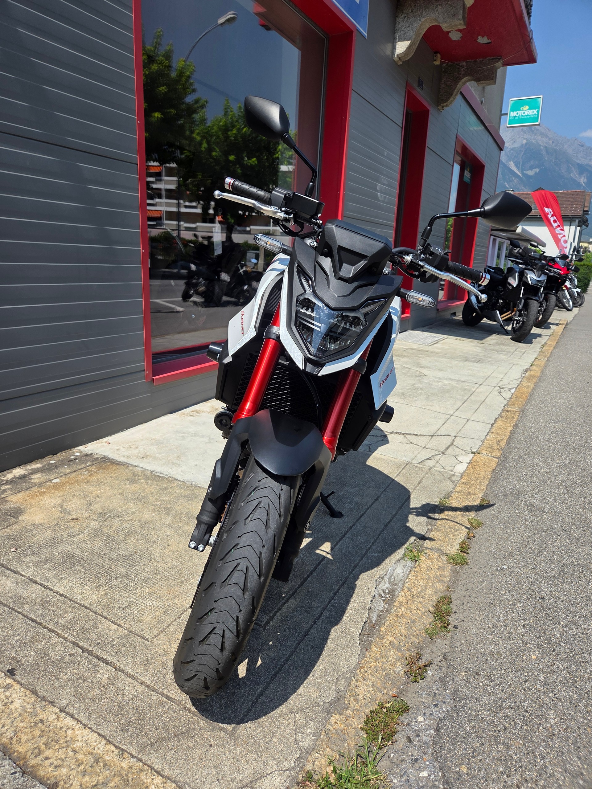 HONDA CB 750 Hornet-image-3