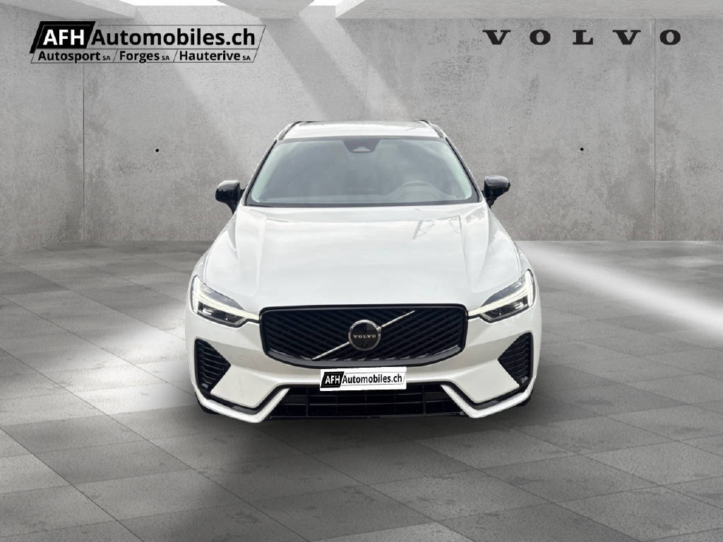 VOLVO XC60 2.0 T6 TE Plus Dark eAWD-showroom-element-2