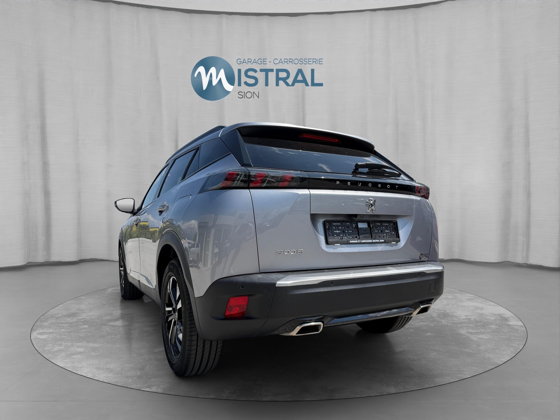 PEUGEOT 2008 1.2 PureTech Allure Pack EAT8-image-2