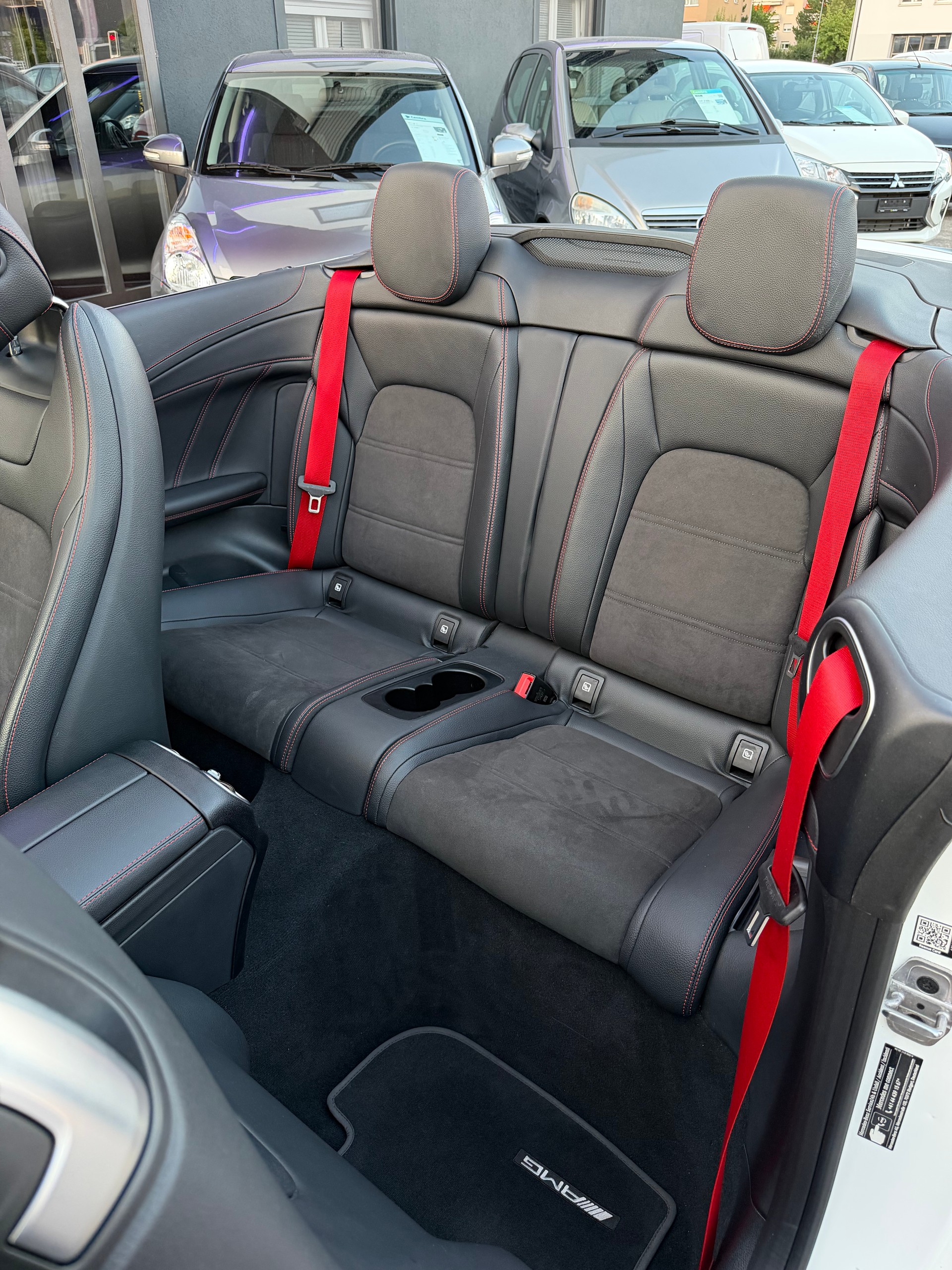 MERCEDES-BENZ C 200 AMG Line + Premium + Cabriolet 4Matic 9G-Tronic-image-20
