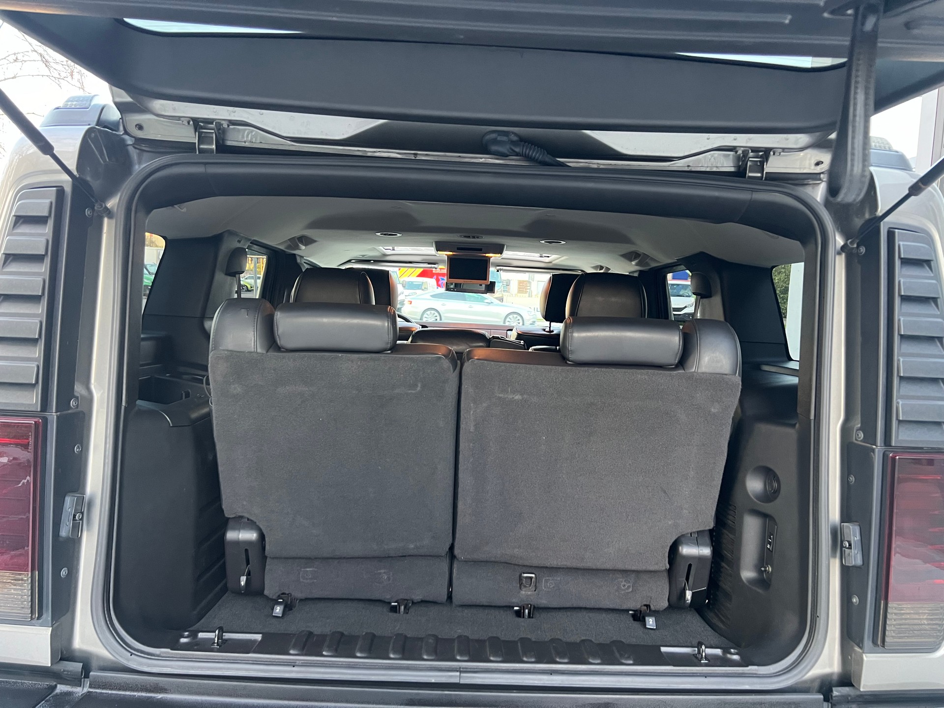HUMMER H2 6.2 Luxury-image-7