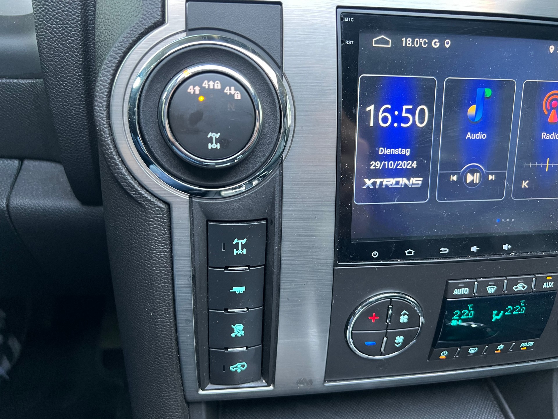 HUMMER H2 6.2 Luxury-image-15