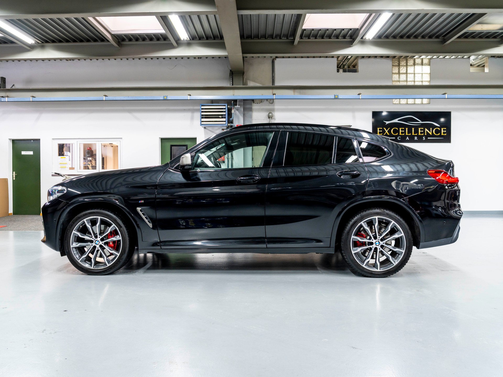 BMW X4 xDrive 48V M40d Steptronic-showroom-element-3