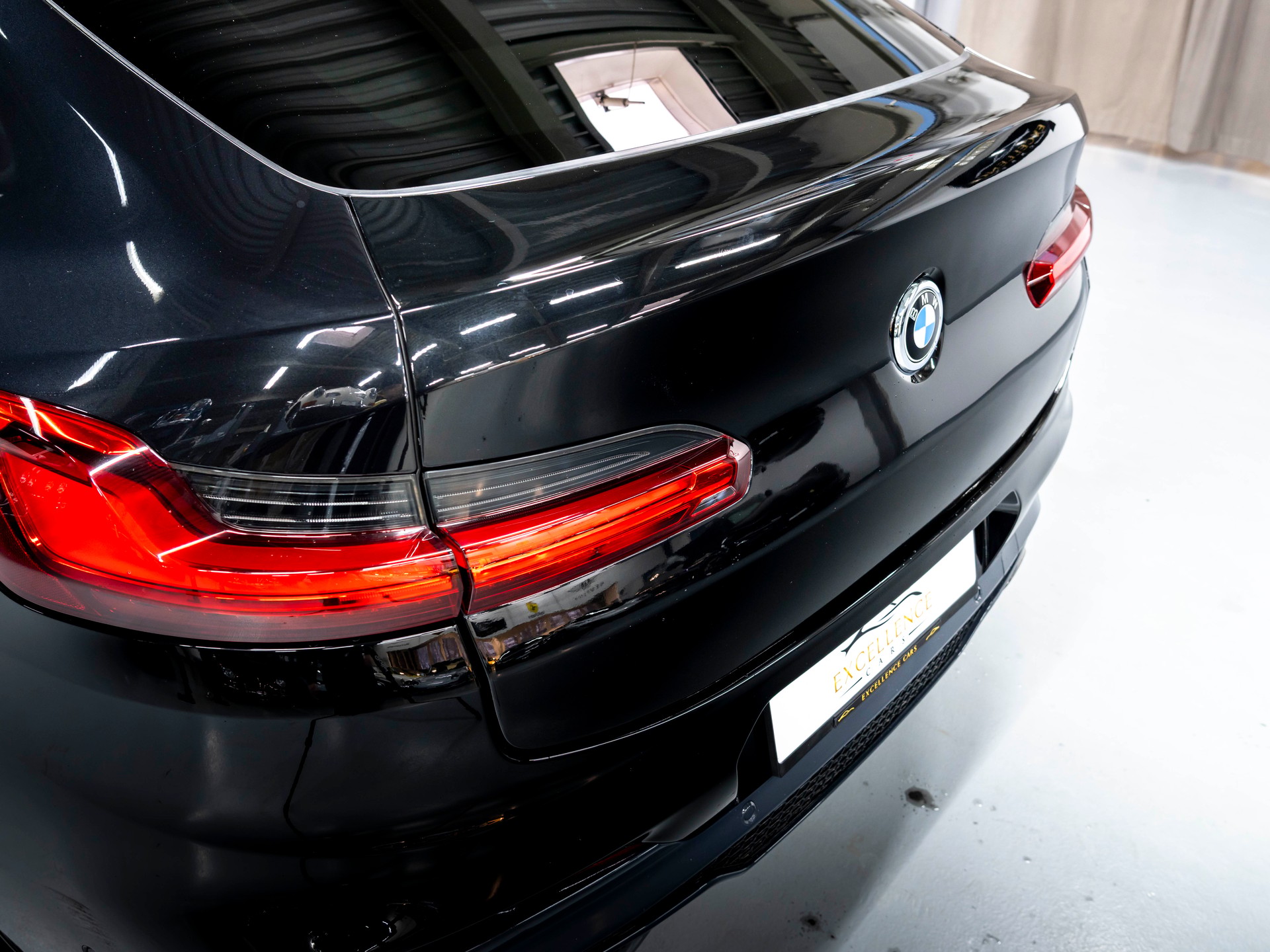 BMW X4 xDrive 48V M40d Steptronic-image-26